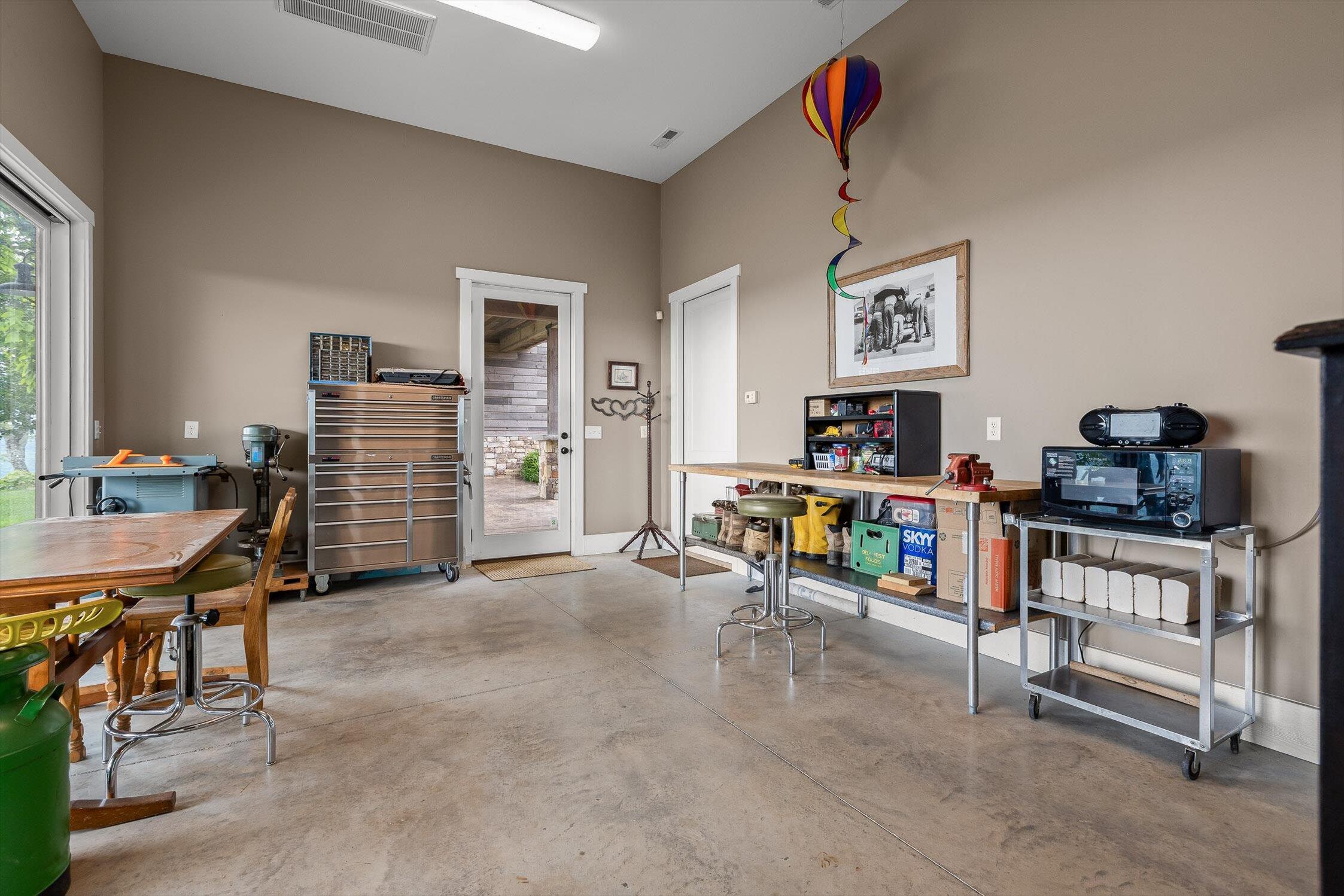 Jasper, Tennessee 37347, United States, 3 Bedrooms Bedrooms, ,4 BathroomsBathrooms,Residential,Active,125926