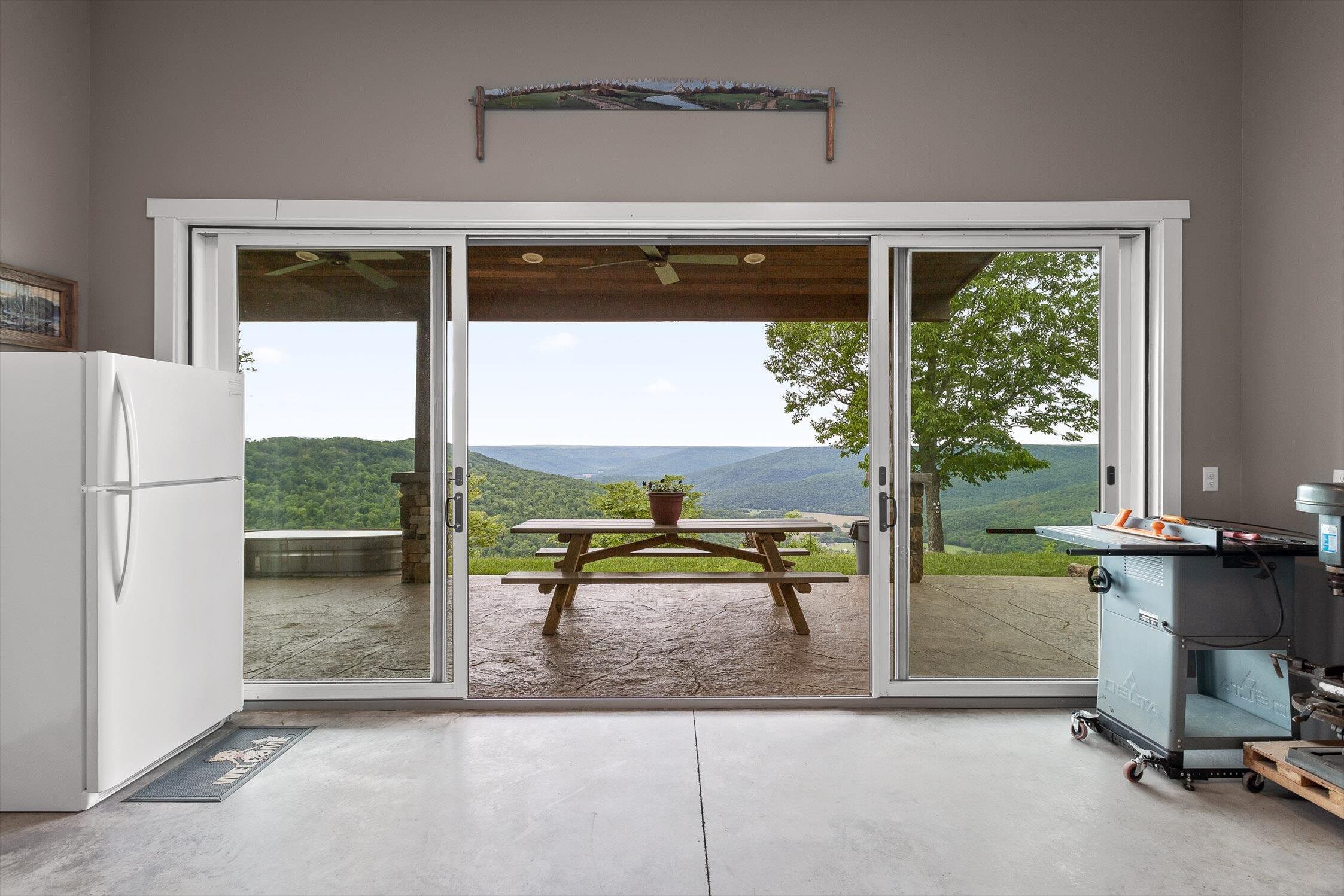 Jasper, Tennessee 37347, United States, 3 Bedrooms Bedrooms, ,4 BathroomsBathrooms,Residential,Active,125926