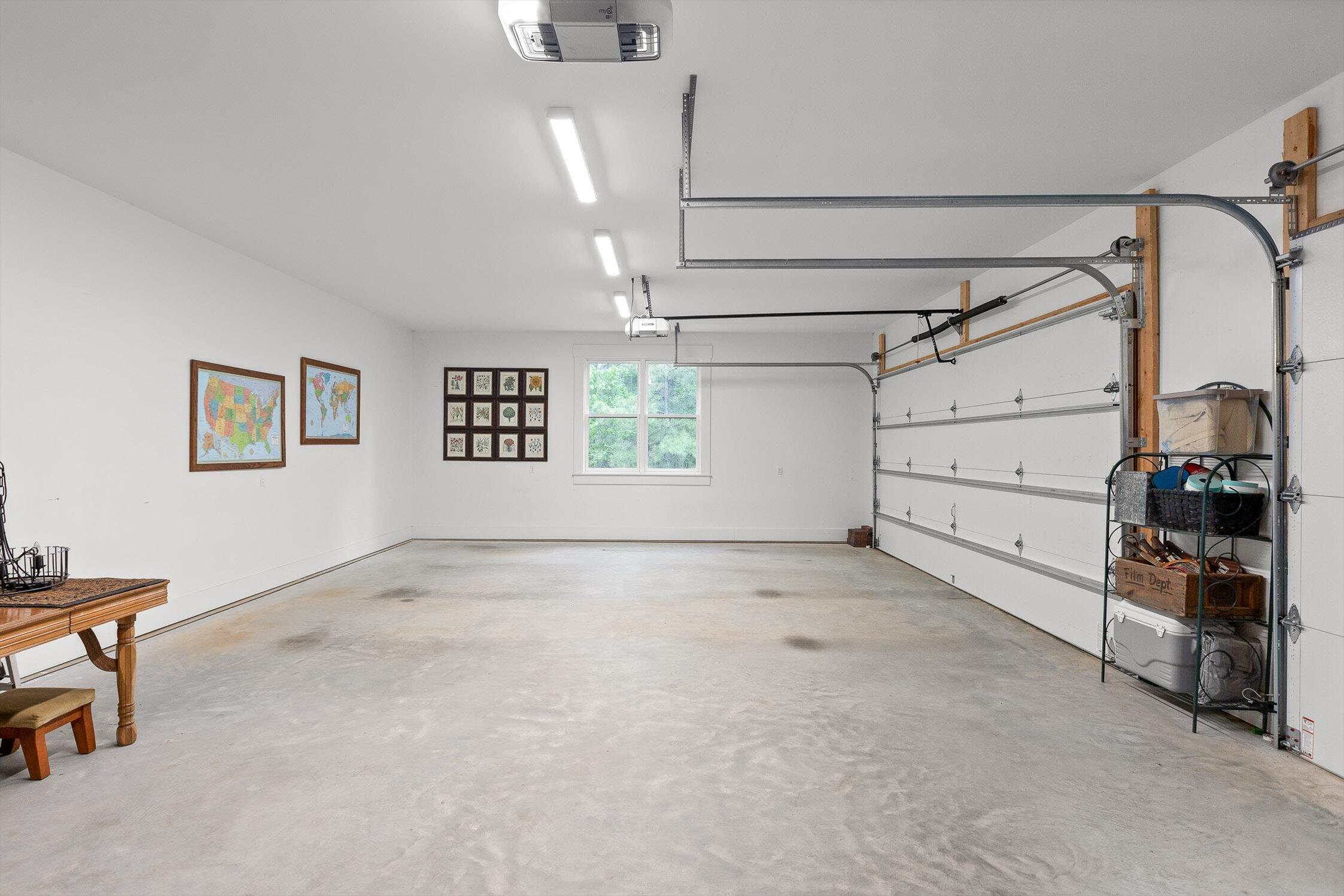 Jasper, Tennessee 37347, United States, 3 Bedrooms Bedrooms, ,4 BathroomsBathrooms,Residential,Active,125926