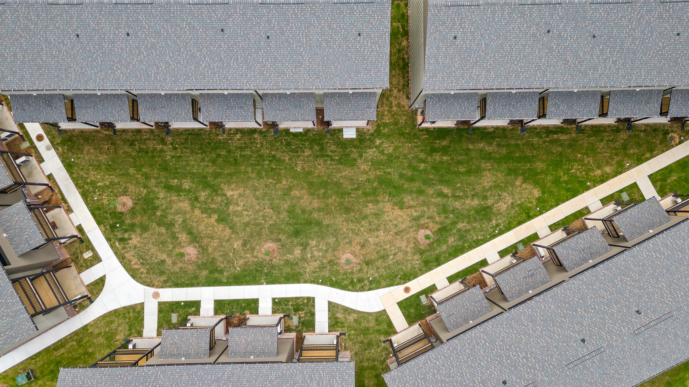 Chattanooga, Tennessee 37421, United States, 2 Bedrooms Bedrooms, ,2 BathroomsBathrooms,Residential,Active,14673