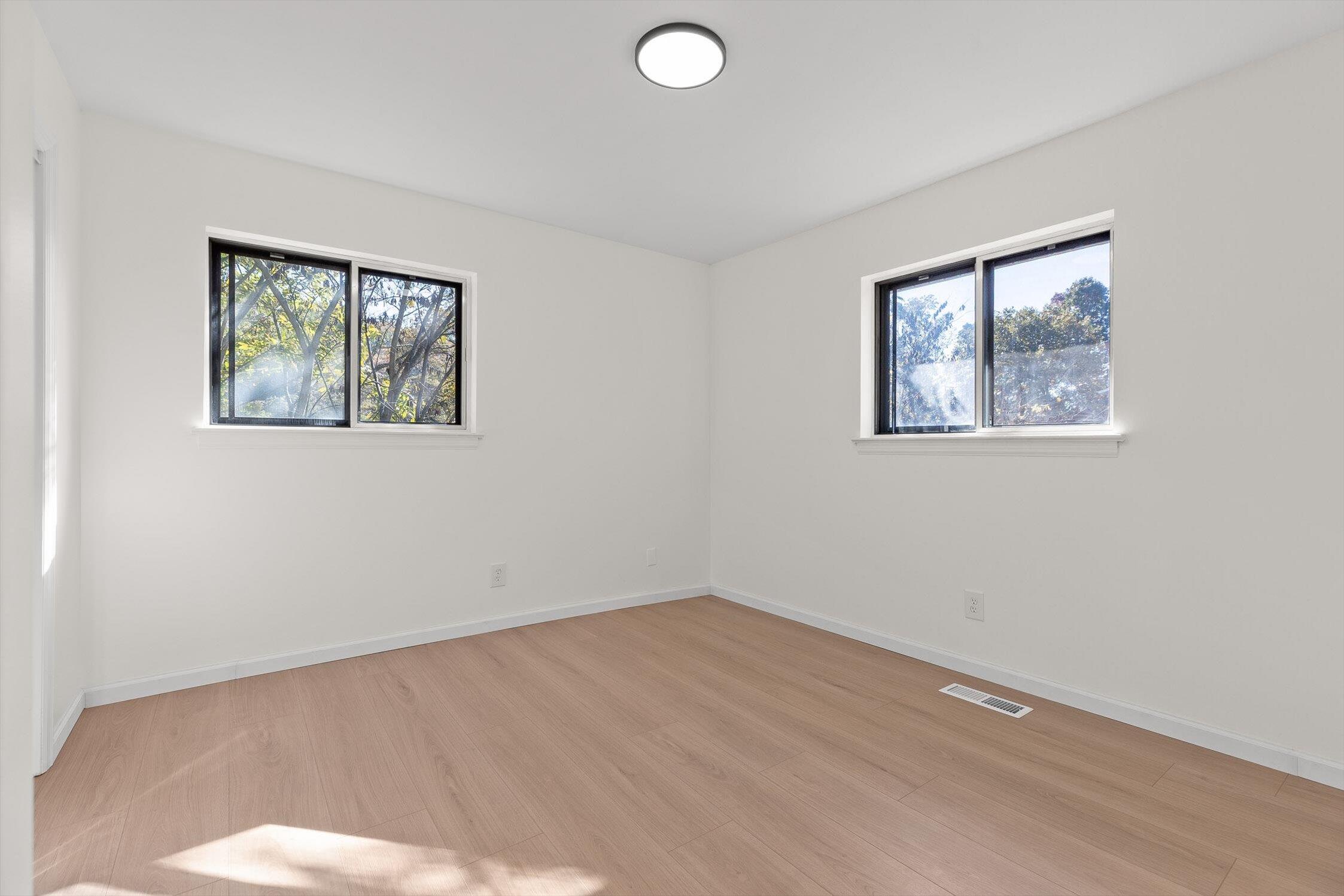 Hixson, Tennessee 37343, United States, 3 Bedrooms Bedrooms, ,2 BathroomsBathrooms,Residential,Active,239857