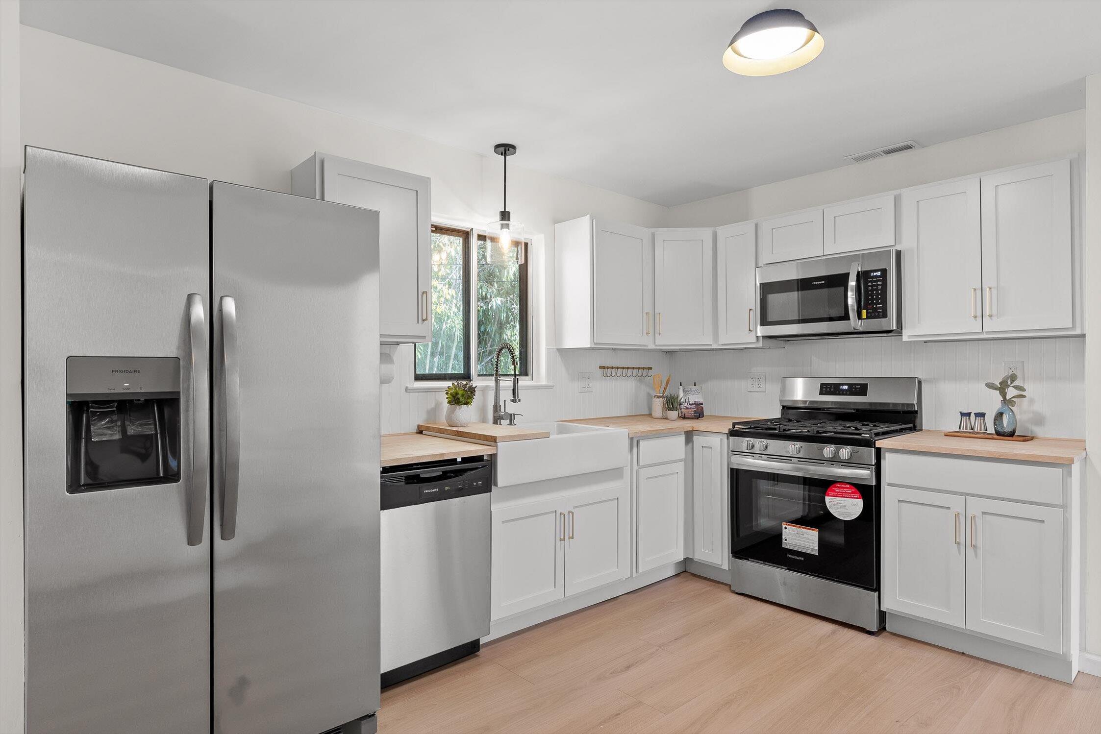 Hixson, Tennessee 37343, United States, 3 Bedrooms Bedrooms, ,2 BathroomsBathrooms,Residential,Active,239857