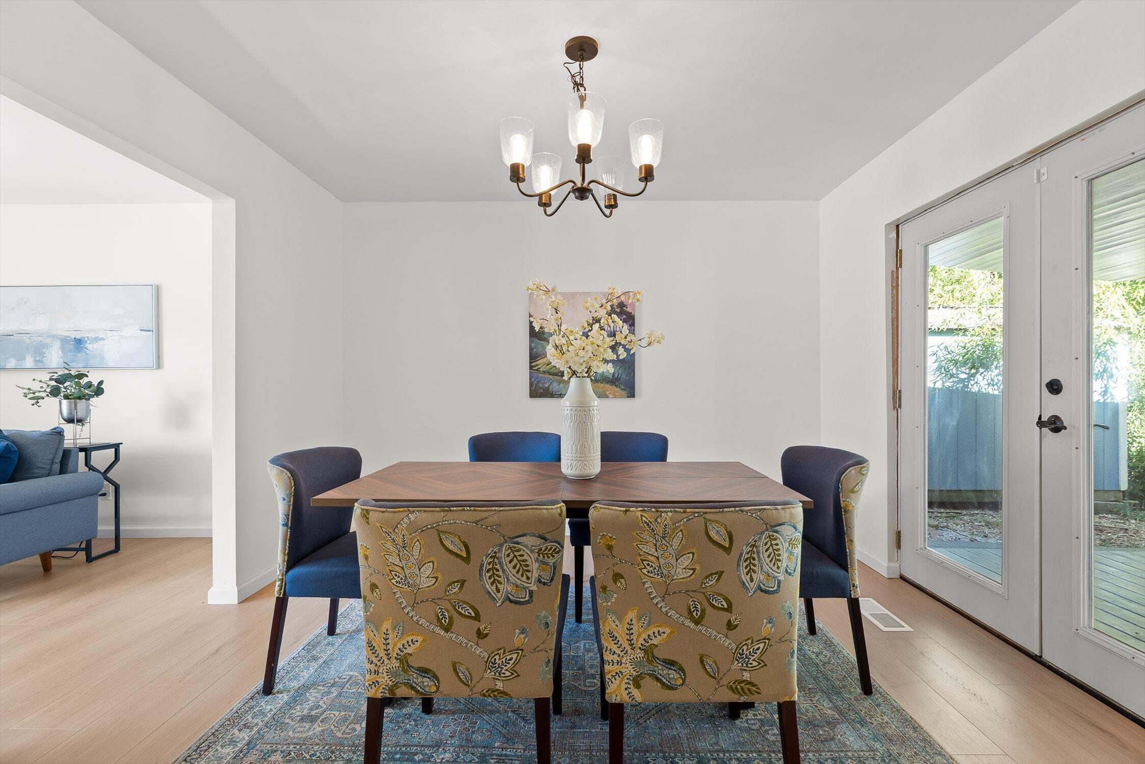 Hixson, Tennessee 37343, United States, 3 Bedrooms Bedrooms, ,2 BathroomsBathrooms,Residential,Active,239857