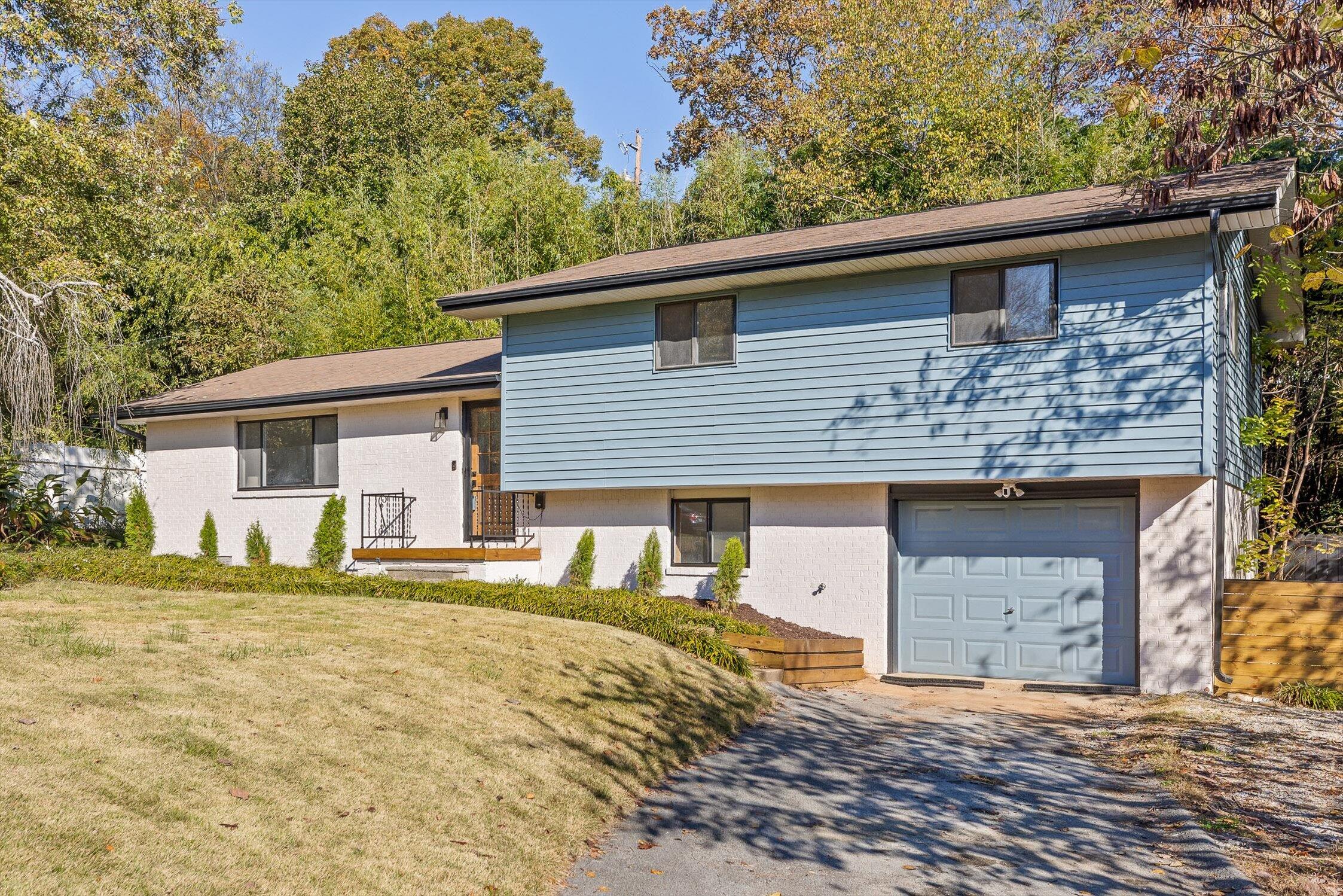 Hixson, Tennessee 37343, United States, 3 Bedrooms Bedrooms, ,2 BathroomsBathrooms,Residential,Active,239857