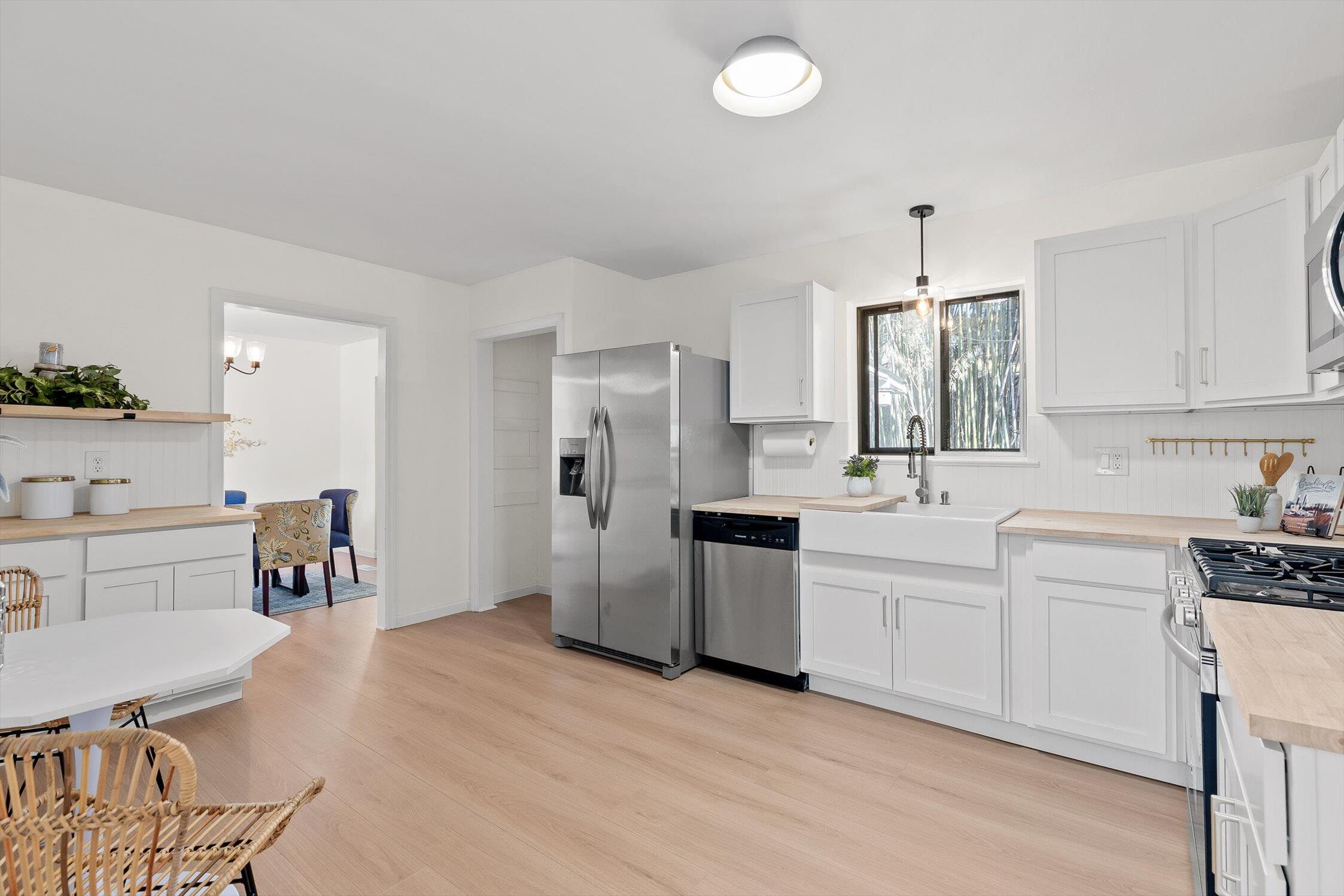 Hixson, Tennessee 37343, United States, 3 Bedrooms Bedrooms, ,2 BathroomsBathrooms,Residential,Active,239857