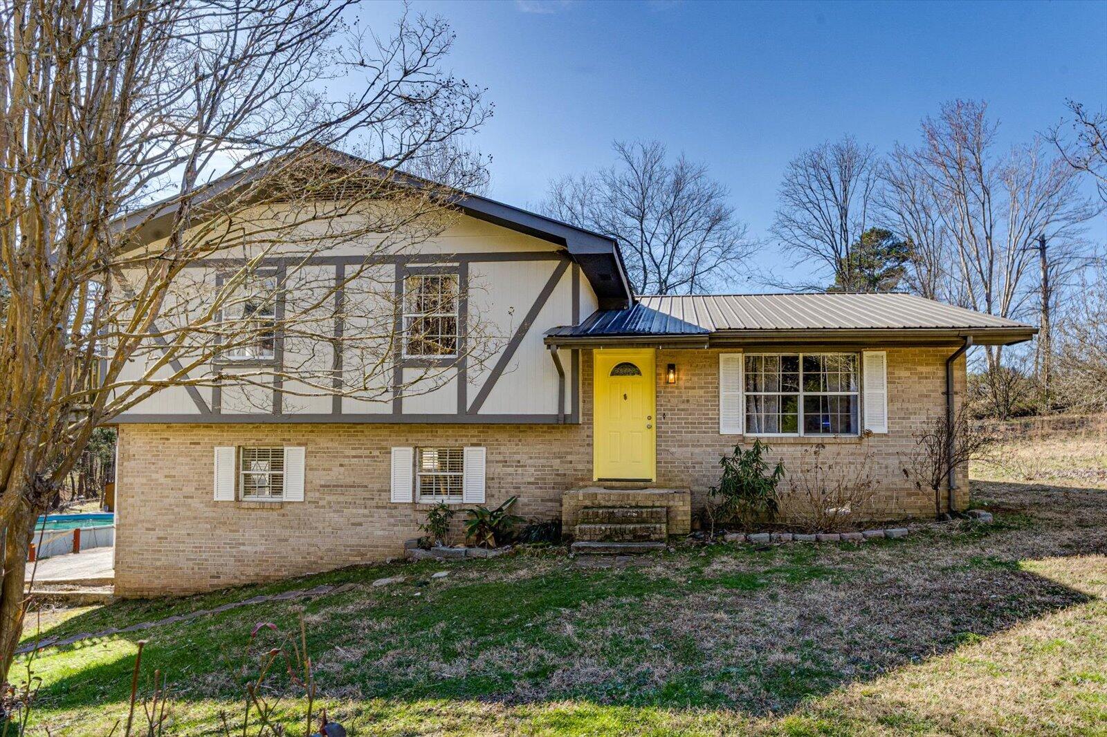 1857 W Cove Road, Chickamauga, Georgia image 2