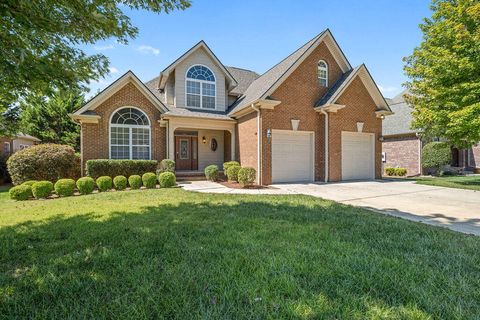Photo of 8530 Keystone Circle, Chattanooga, TN 37421 (MLS # 1519656)