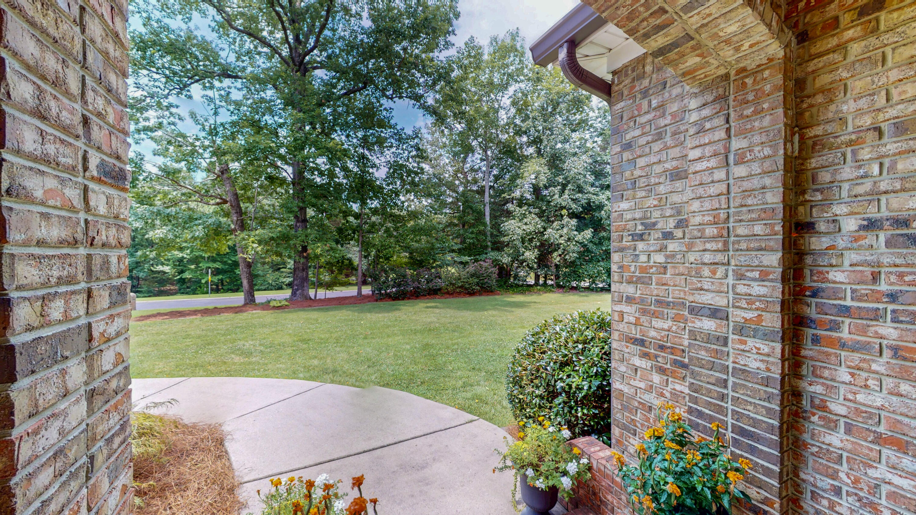 101 NW Amherst Way