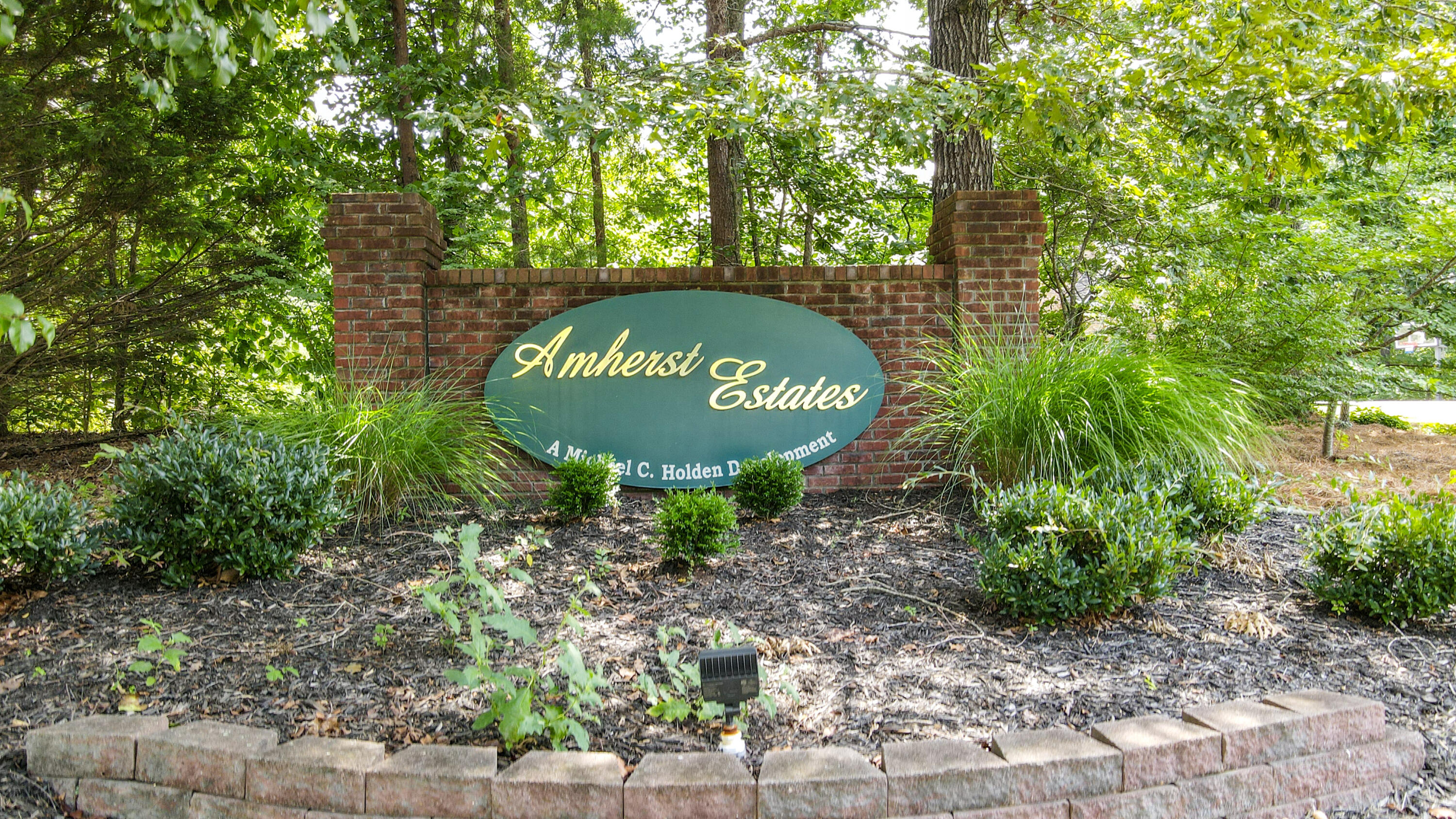 101 NW Amherst Way