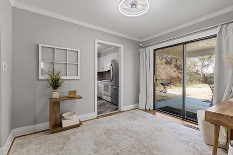 Tiny photo for 1506 Castleberry Avenue, Chattanooga, TN 37412 (MLS # 1529858)