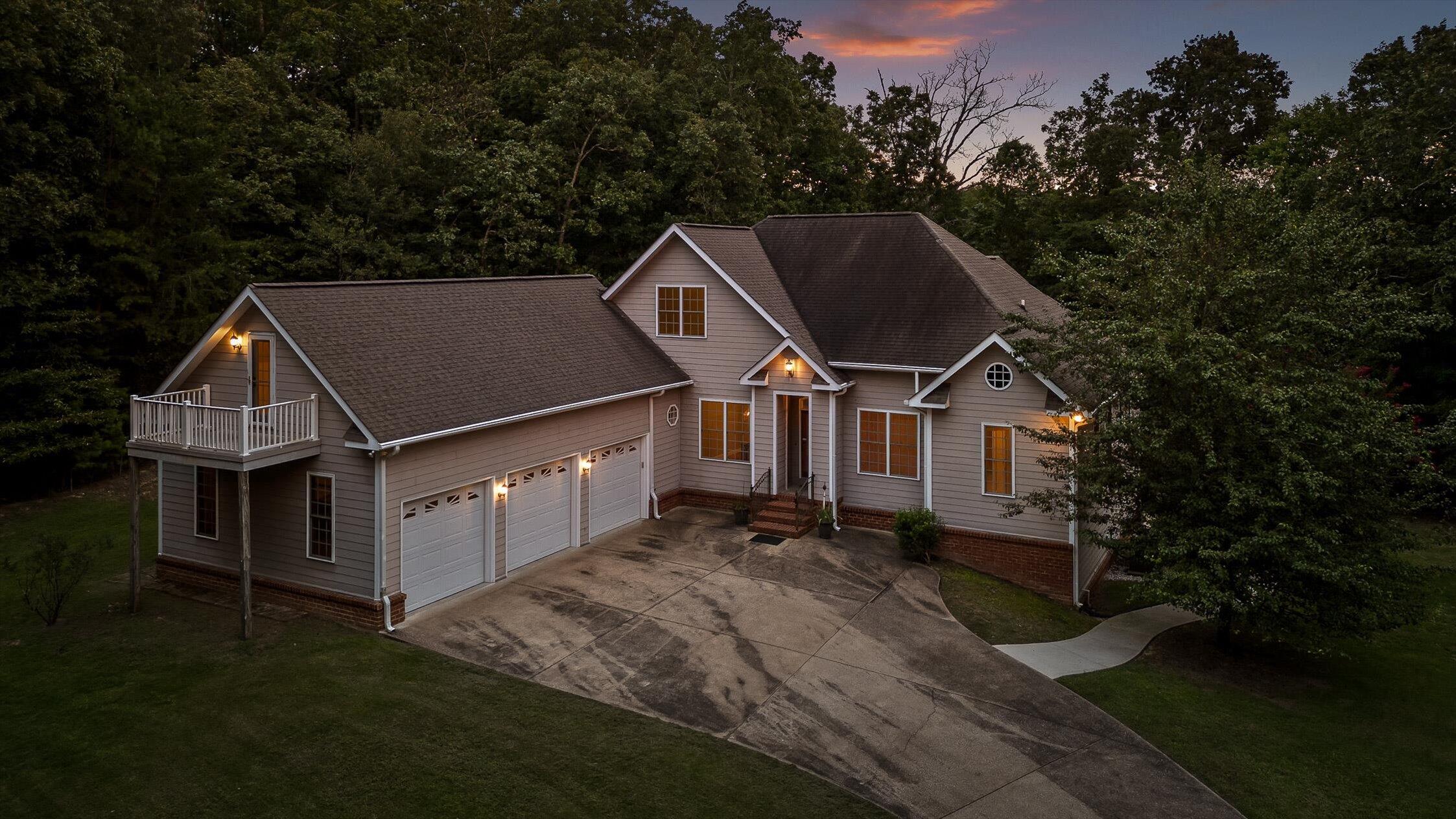 Harrison, Tennessee 37341, United States, 7 Bedrooms Bedrooms, ,7 BathroomsBathrooms,Residential,Active,192259