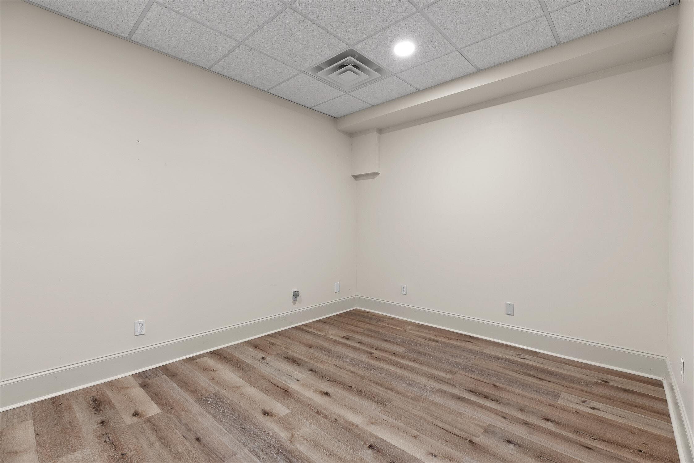 Harrison, Tennessee 37341, United States, 7 Bedrooms Bedrooms, ,7 BathroomsBathrooms,Residential,Active,192259