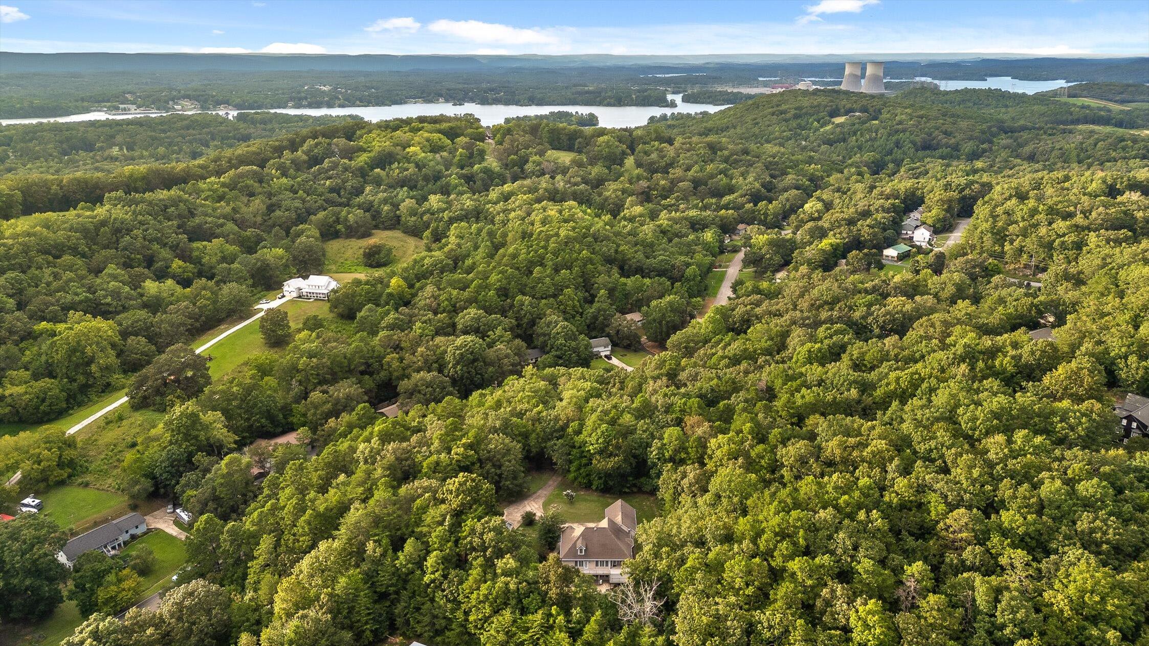 Harrison, Tennessee 37341, United States, 7 Bedrooms Bedrooms, ,7 BathroomsBathrooms,Residential,Active,192259