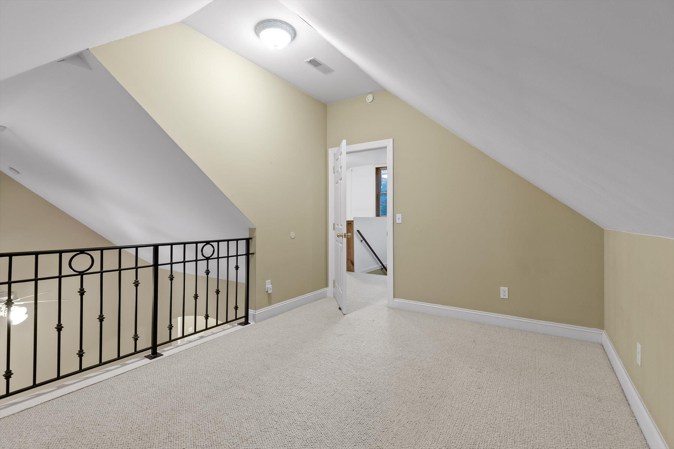 Harrison, Tennessee 37341, United States, 7 Bedrooms Bedrooms, ,7 BathroomsBathrooms,Residential,Active,192259