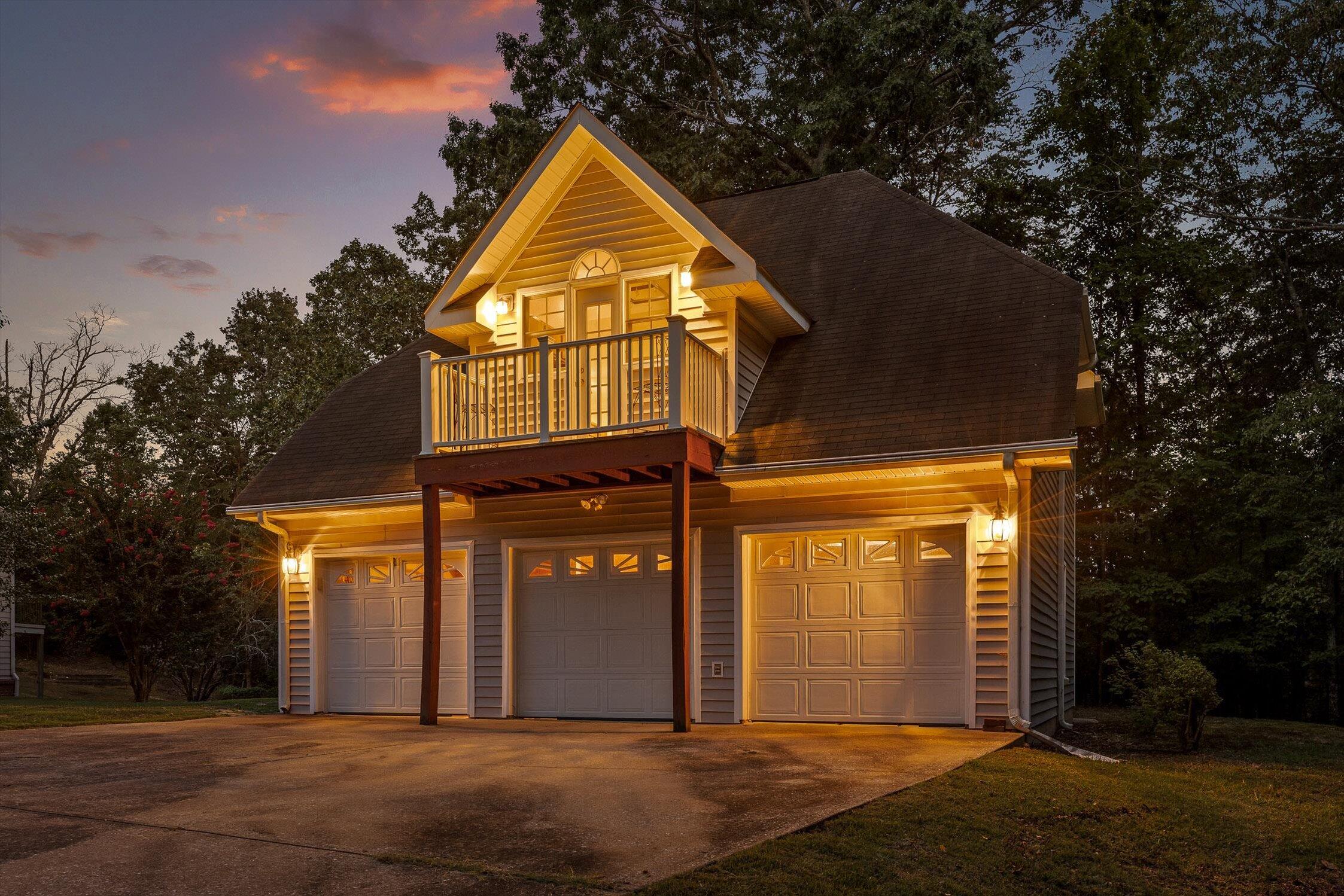 Harrison, Tennessee 37341, United States, 7 Bedrooms Bedrooms, ,7 BathroomsBathrooms,Residential,Active,192259