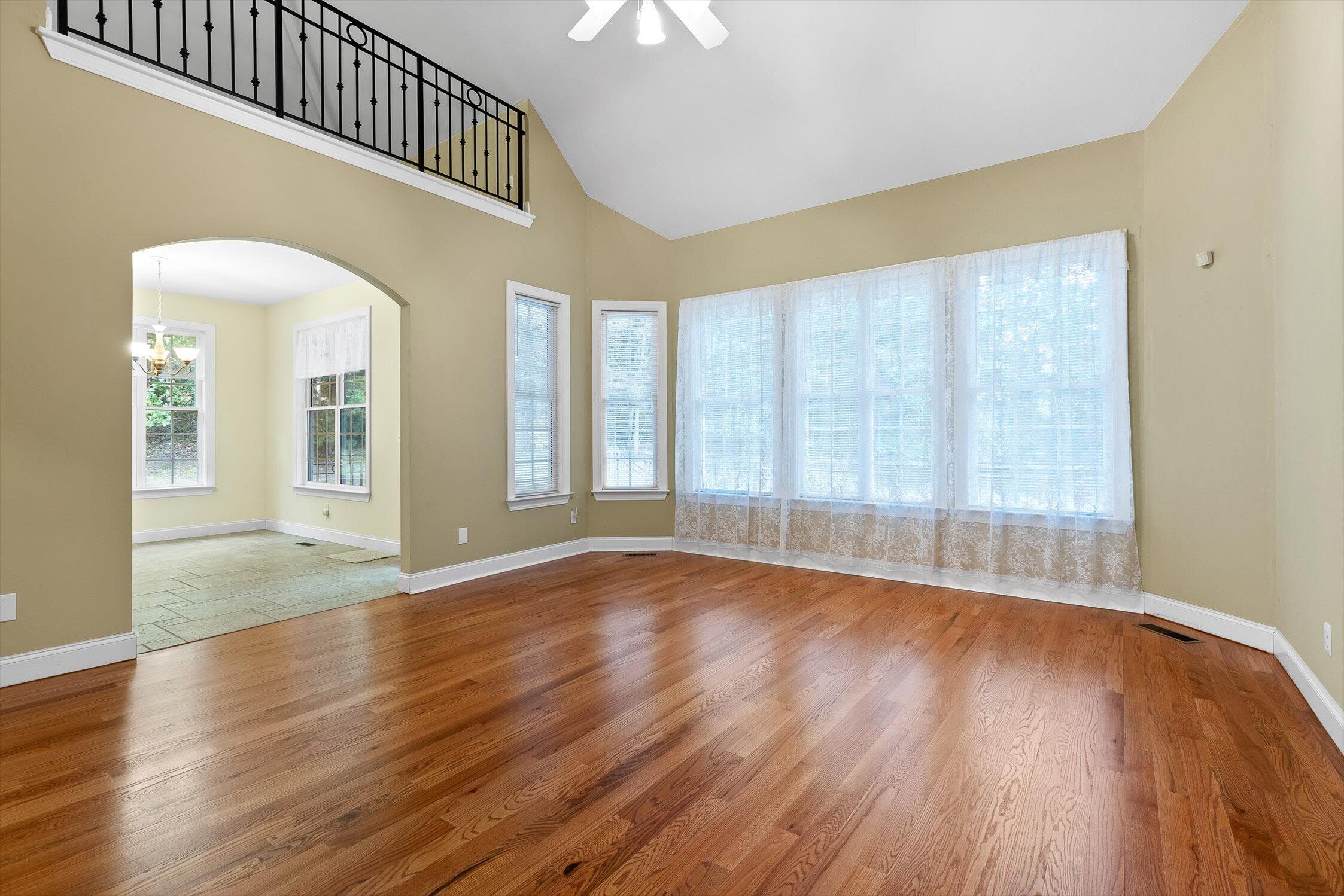 Harrison, Tennessee 37341, United States, 7 Bedrooms Bedrooms, ,7 BathroomsBathrooms,Residential,Active,192259