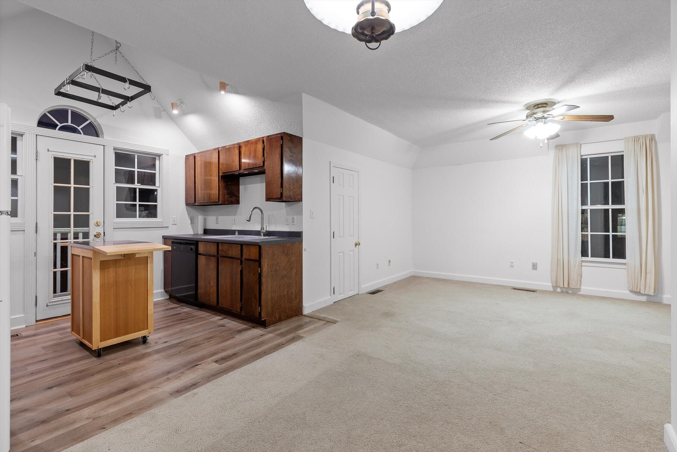 Harrison, Tennessee 37341, United States, 7 Bedrooms Bedrooms, ,7 BathroomsBathrooms,Residential,Active,192259