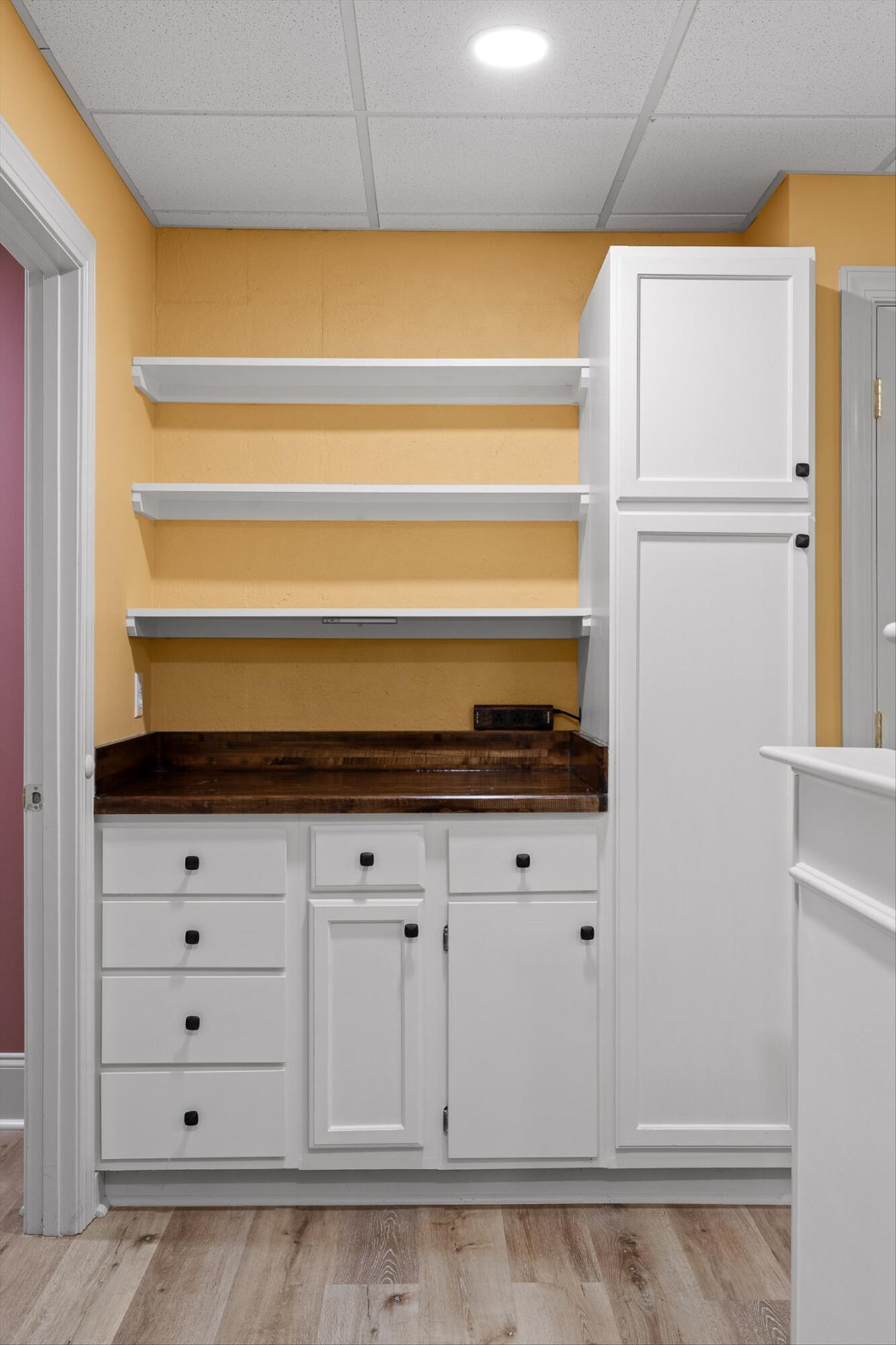 Harrison, Tennessee 37341, United States, 7 Bedrooms Bedrooms, ,7 BathroomsBathrooms,Residential,Active,192259