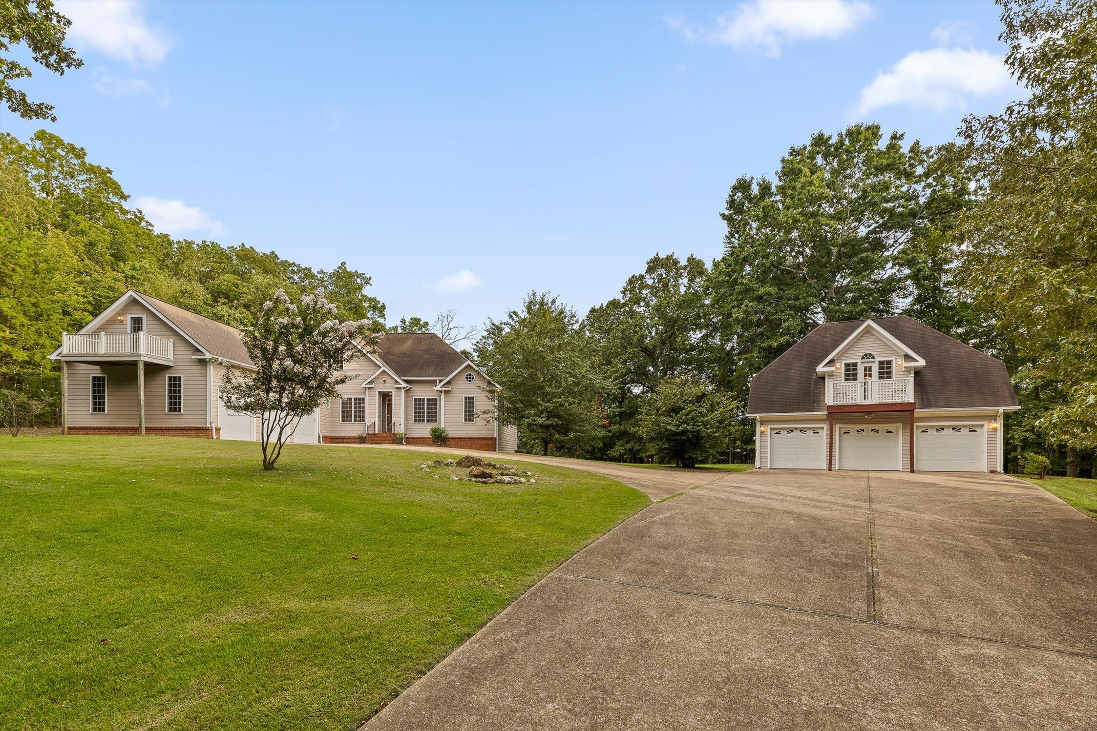 Harrison, Tennessee 37341, United States, 7 Bedrooms Bedrooms, ,7 BathroomsBathrooms,Residential,Active,192259