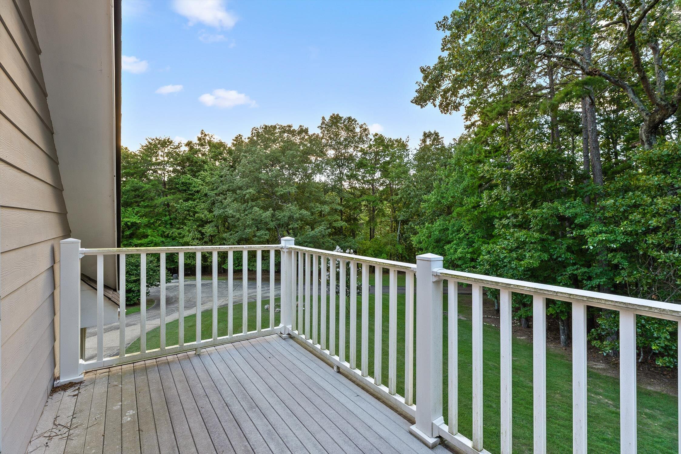 Harrison, Tennessee 37341, United States, 7 Bedrooms Bedrooms, ,7 BathroomsBathrooms,Residential,Active,192259