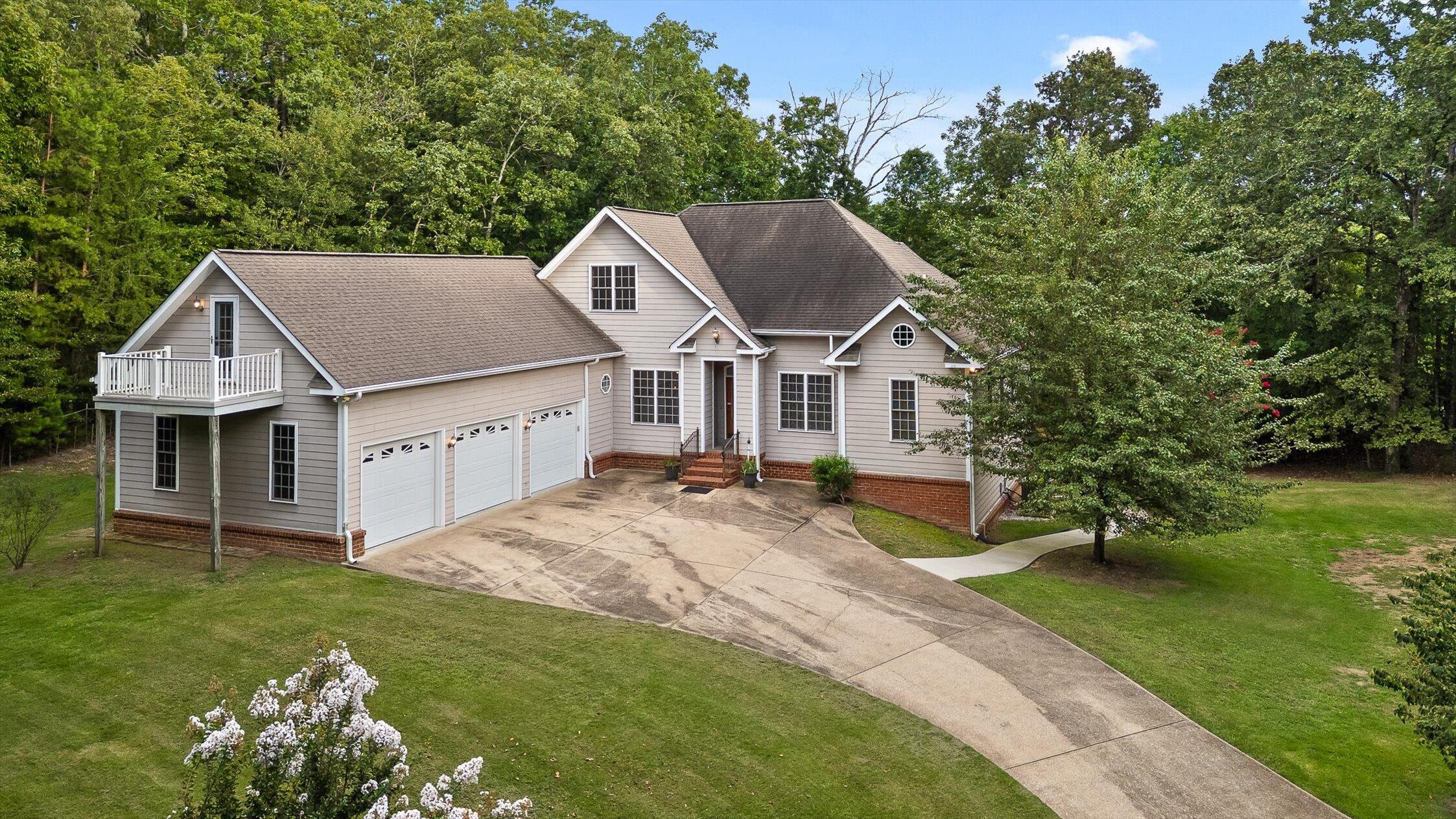 Harrison, Tennessee 37341, United States, 7 Bedrooms Bedrooms, ,7 BathroomsBathrooms,Residential,Active,192259