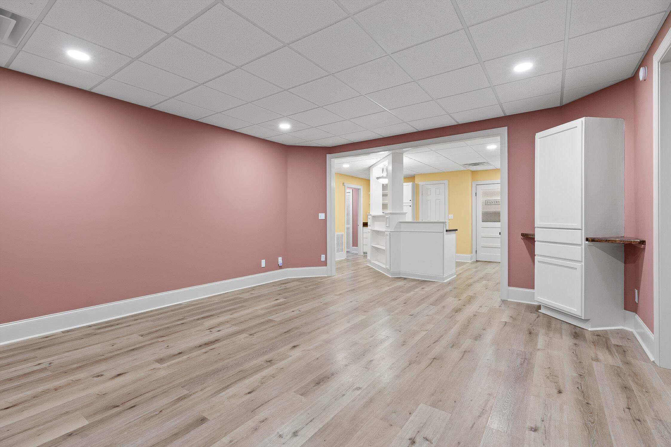 Harrison, Tennessee 37341, United States, 7 Bedrooms Bedrooms, ,7 BathroomsBathrooms,Residential,Active,192259