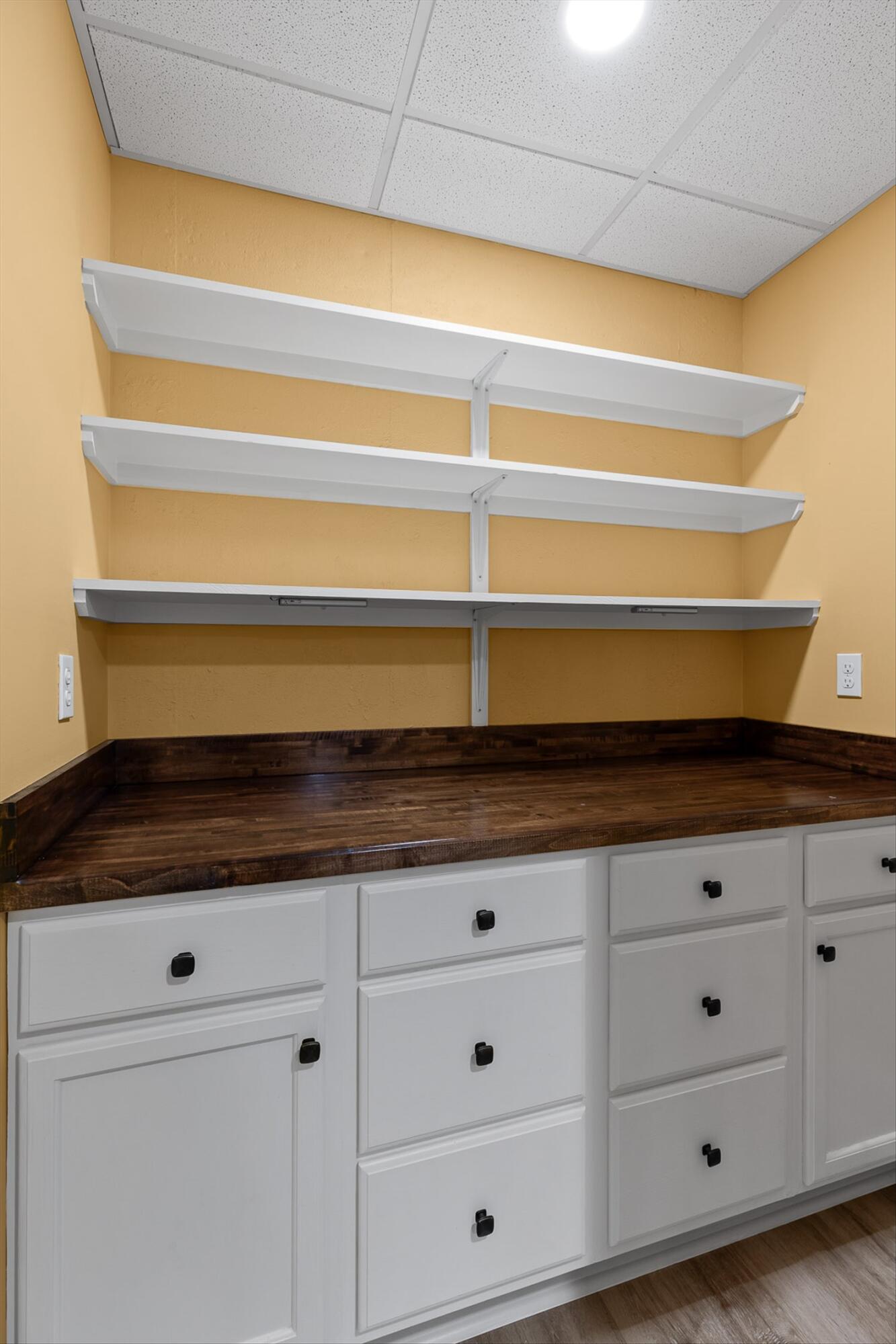 Harrison, Tennessee 37341, United States, 7 Bedrooms Bedrooms, ,7 BathroomsBathrooms,Residential,Active,192259