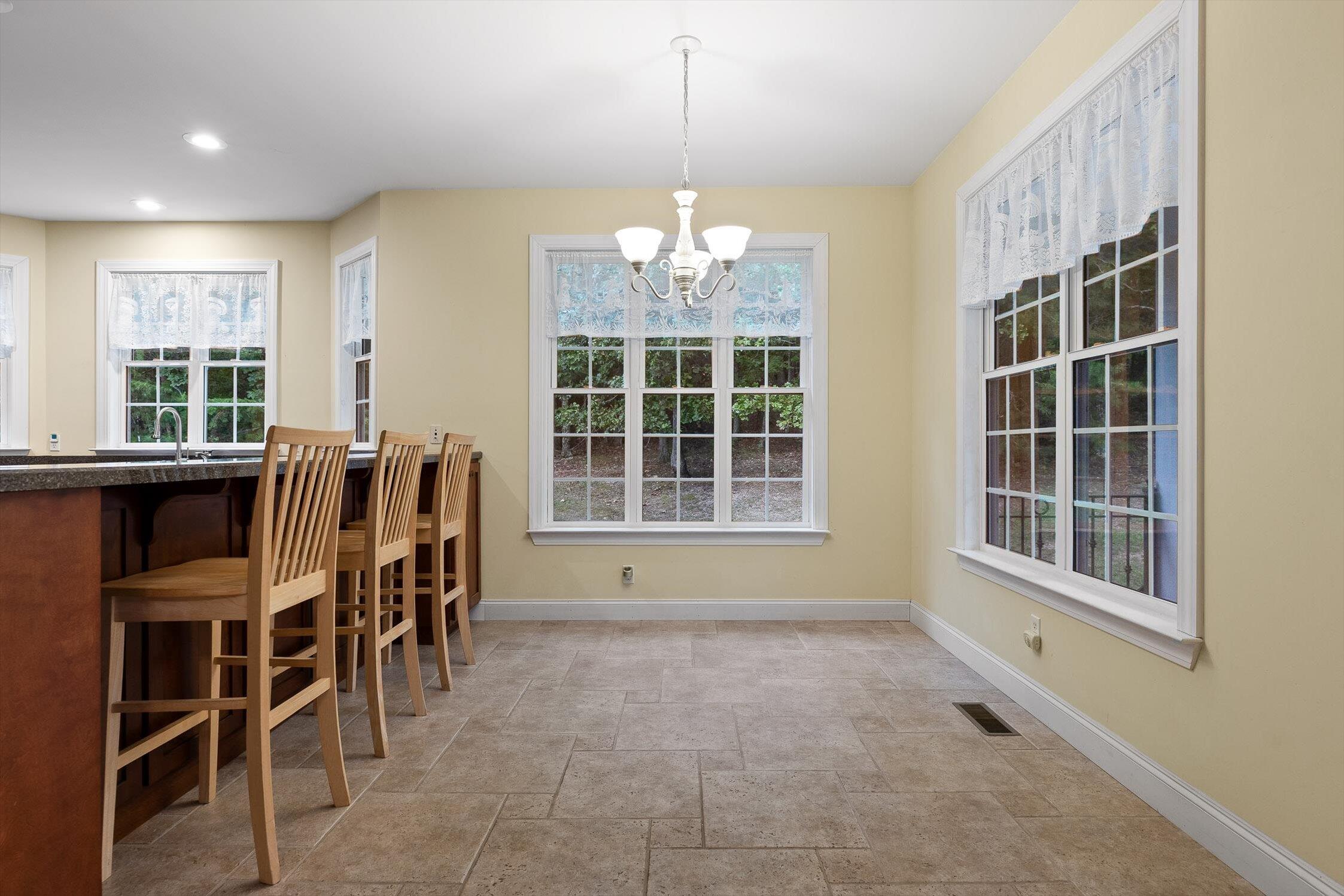 Harrison, Tennessee 37341, United States, 7 Bedrooms Bedrooms, ,7 BathroomsBathrooms,Residential,Active,192259