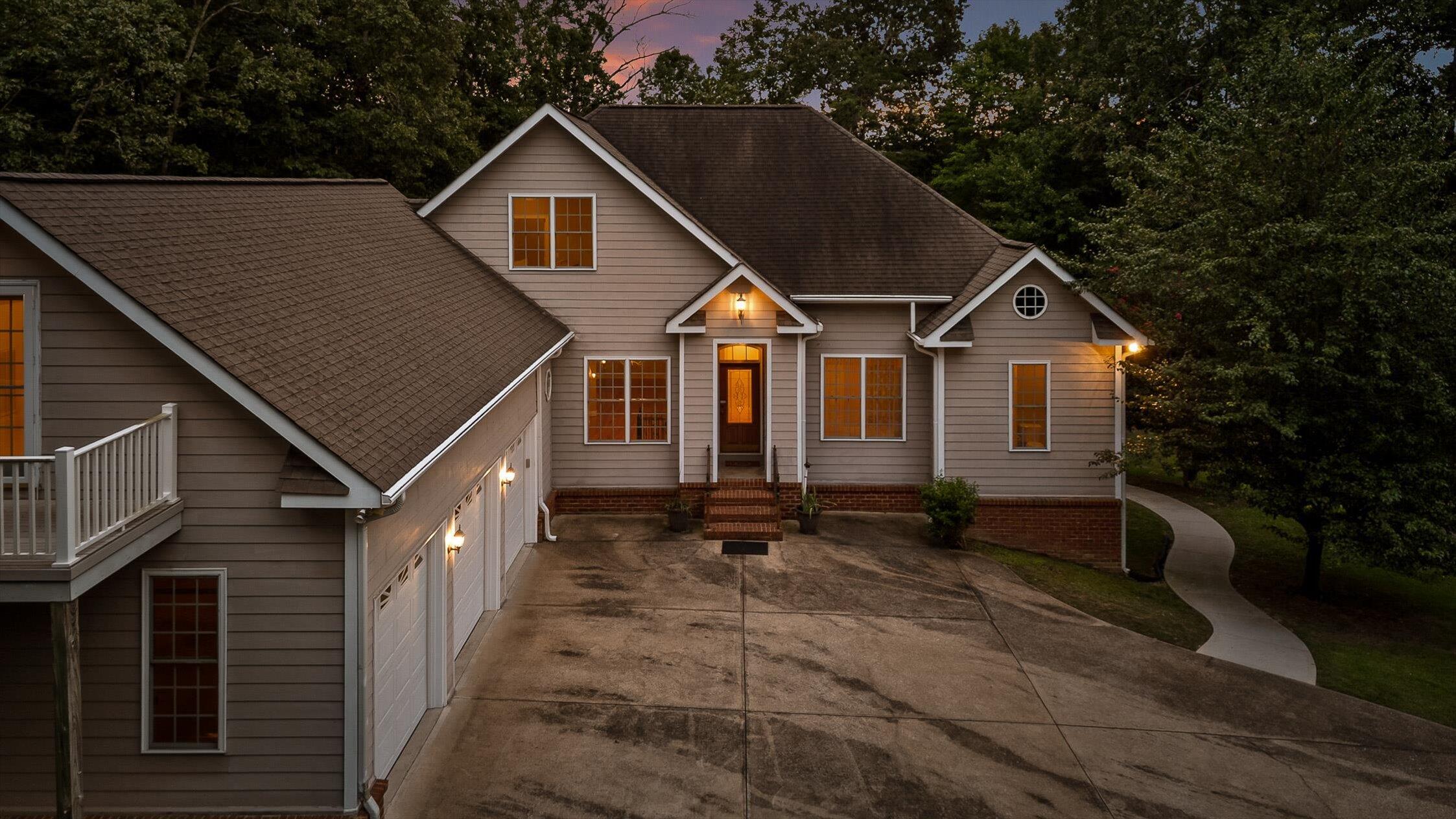 Harrison, Tennessee 37341, United States, 7 Bedrooms Bedrooms, ,7 BathroomsBathrooms,Residential,Active,192259