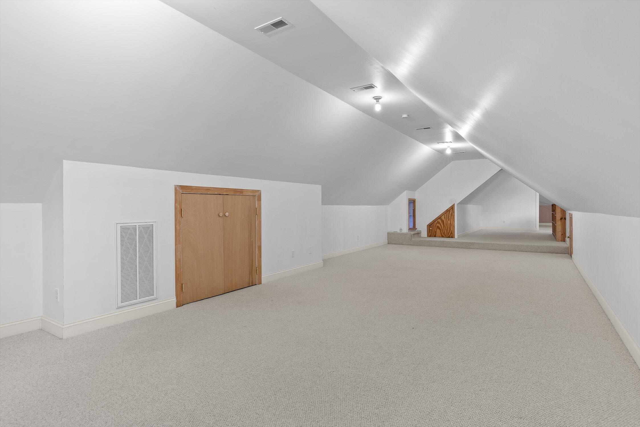 Harrison, Tennessee 37341, United States, 7 Bedrooms Bedrooms, ,7 BathroomsBathrooms,Residential,Active,192259