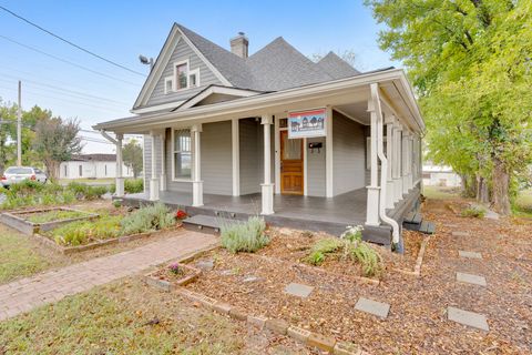 Photo of 1503 Duncan Avenue, Chattanooga, TN 37404 (MLS # 1530002)