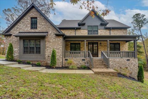 Photo of 12566 Emerald Bay Drive, Soddy Daisy, TN 37379 (MLS # 1524382)