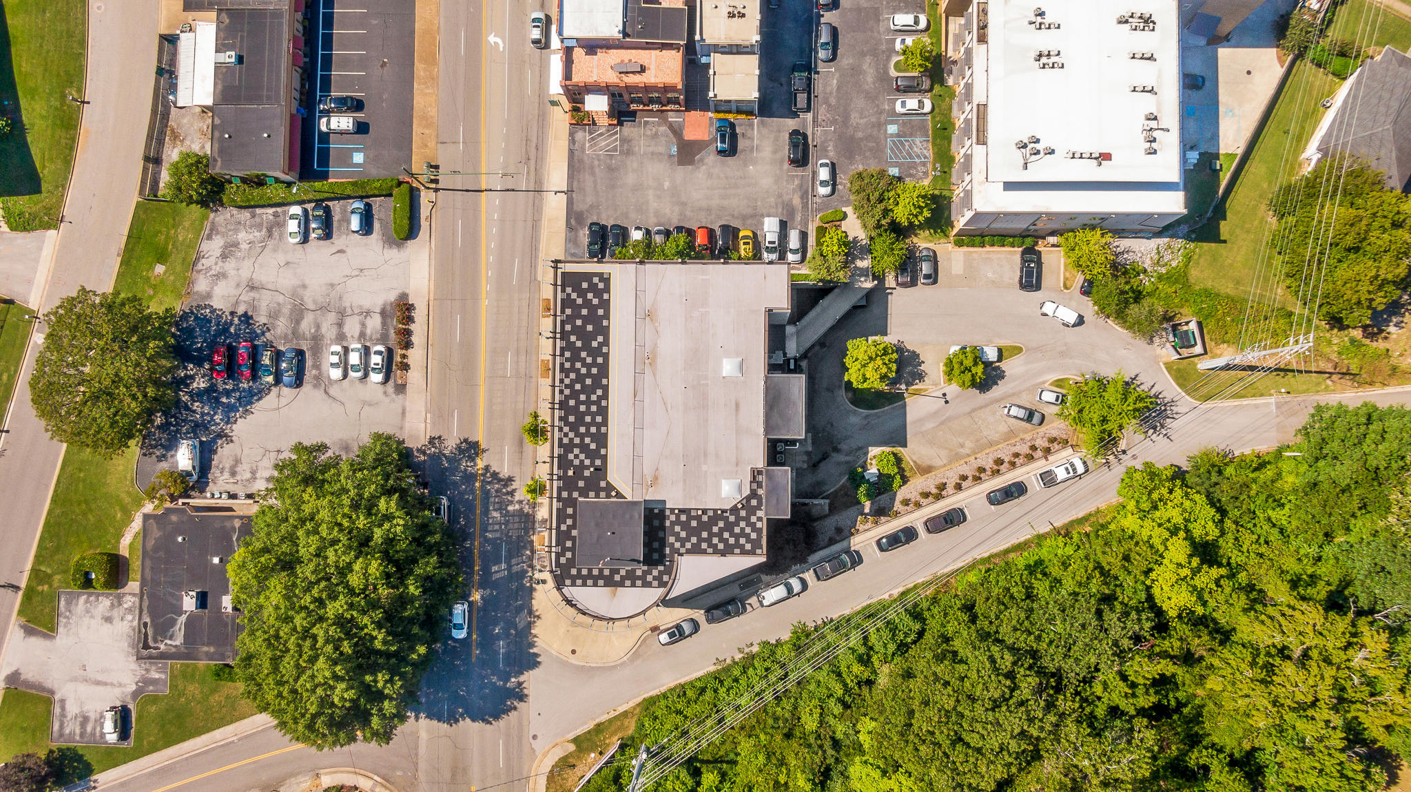 Chattanooga, Tennessee 37405, United States, 2 Bedrooms Bedrooms, ,3 BathroomsBathrooms,Residential,Active,170059