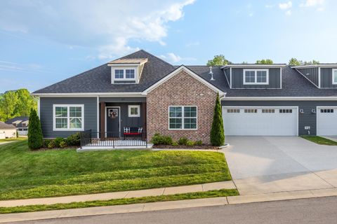 Photo of 811 Wellstone Drive, Chattanooga, TN 37405 (MLS # 1533504)