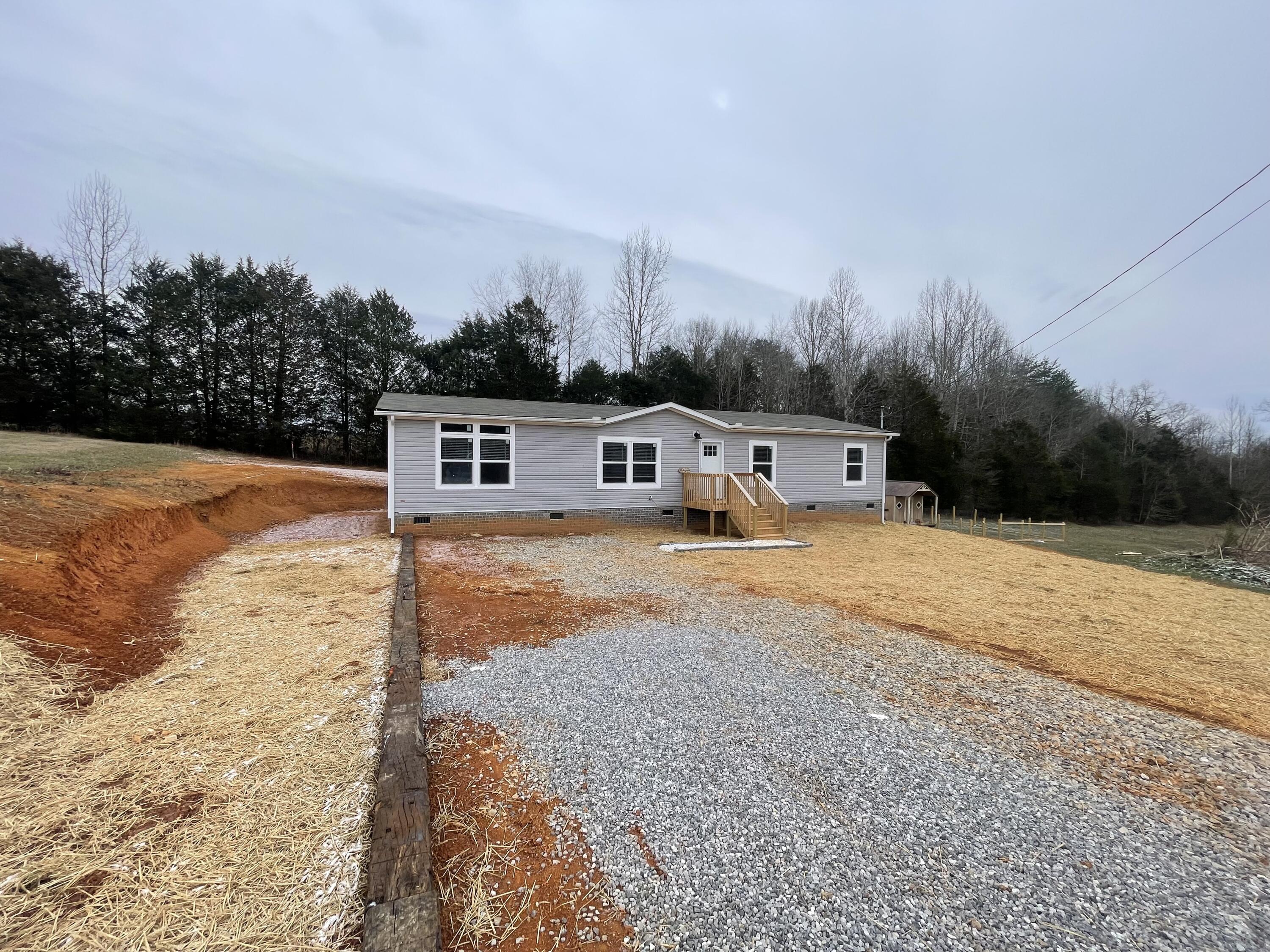 86 Agnes Lane, Pikeville, Tennessee image 3