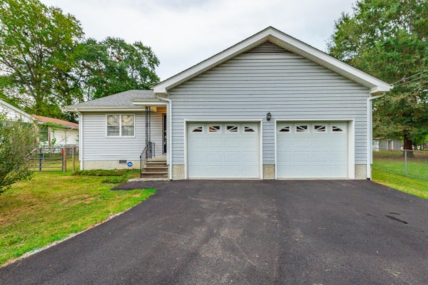 127 S CENTER ST, ROSSVILLE, GA 30741 - Image 8cdcfdc369e1fdf0f7584087363100b7/1868588498