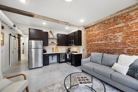 Condo For Sale - 117 E 7th Street<br/> Chattanooga, TN 37402