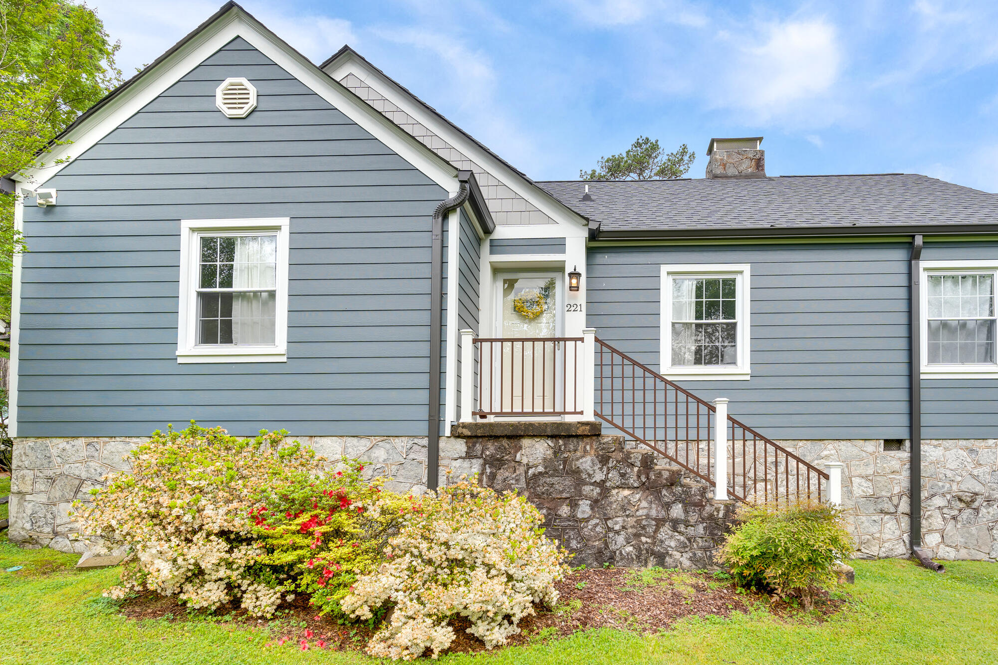 221 N Seminole Drive, Chattanooga, Tennessee image 3