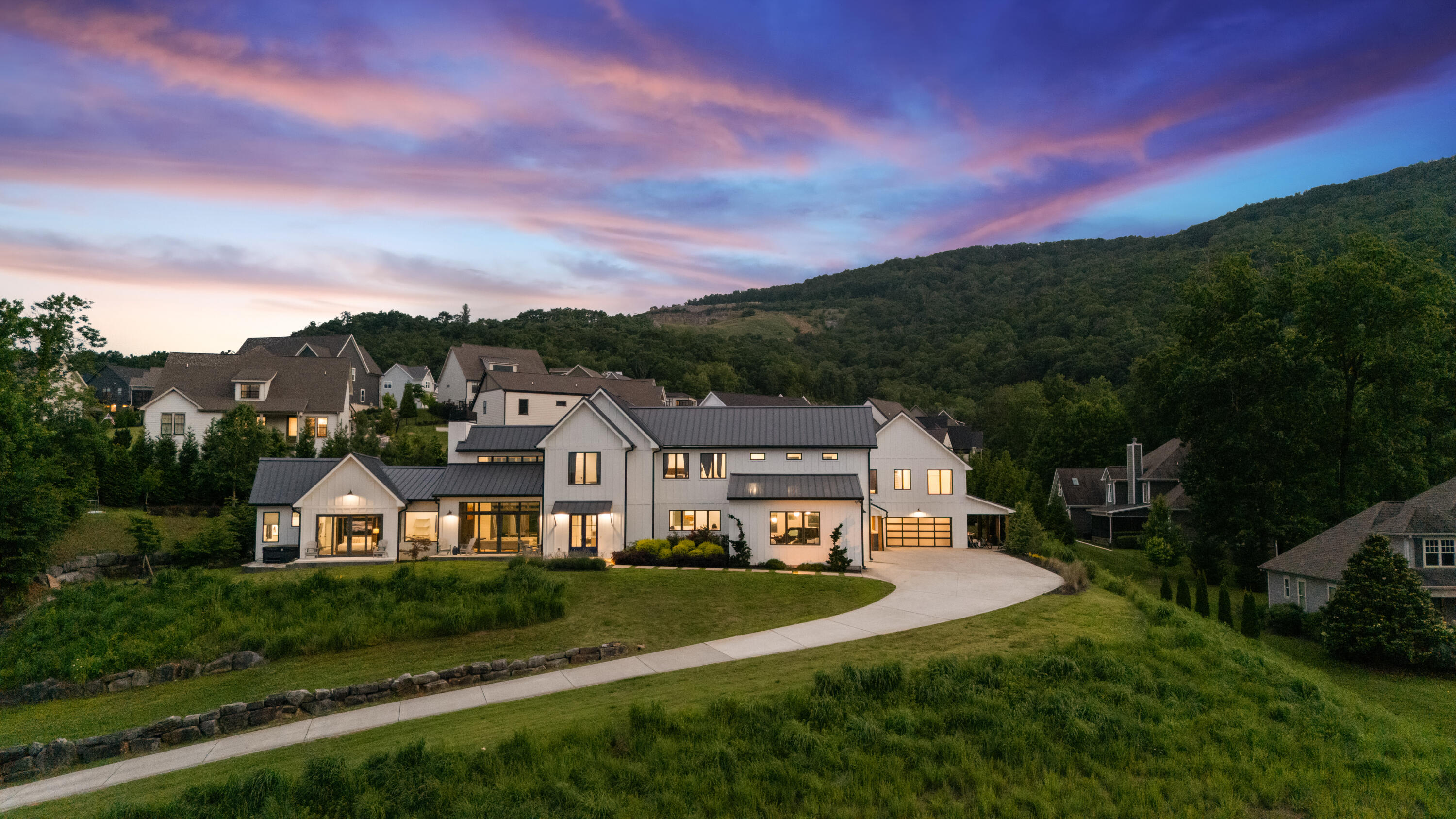 514 Kestrel Lane, Chattanooga, Tennessee image 1