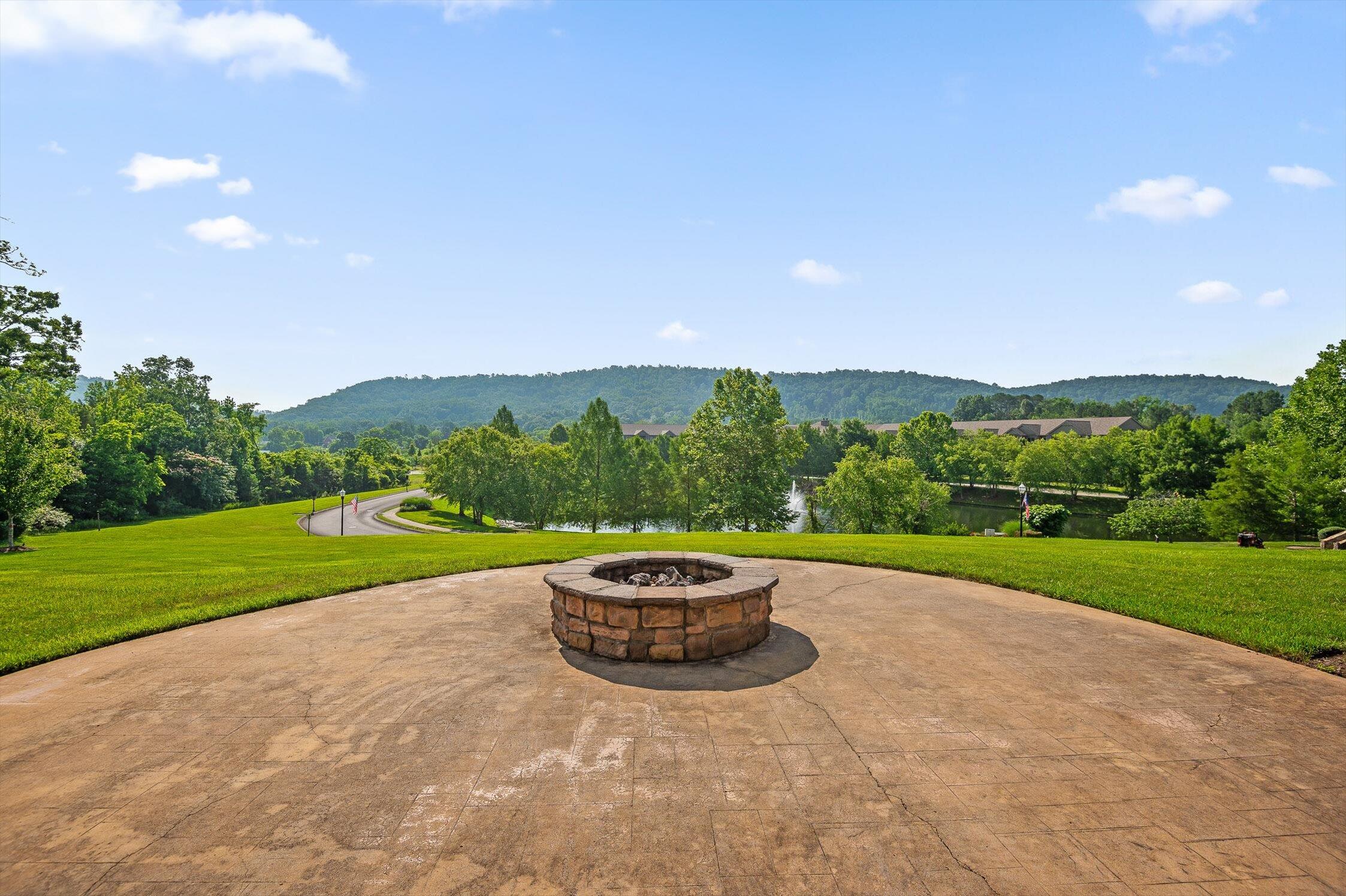 4558 Sweet Berry Lane, Ooltewah, Tennessee image 42