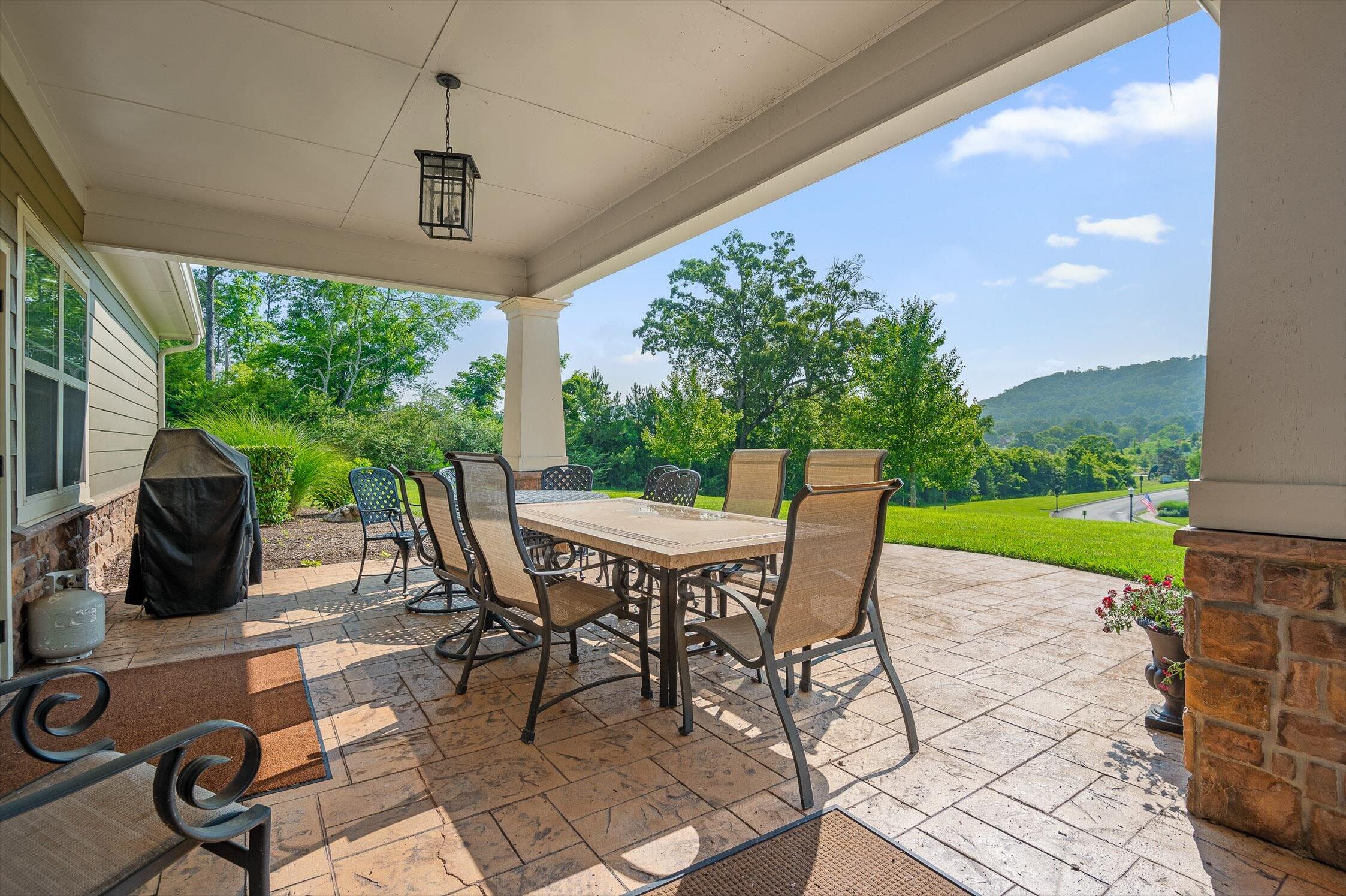 4558 Sweet Berry Lane, Ooltewah, Tennessee image 41