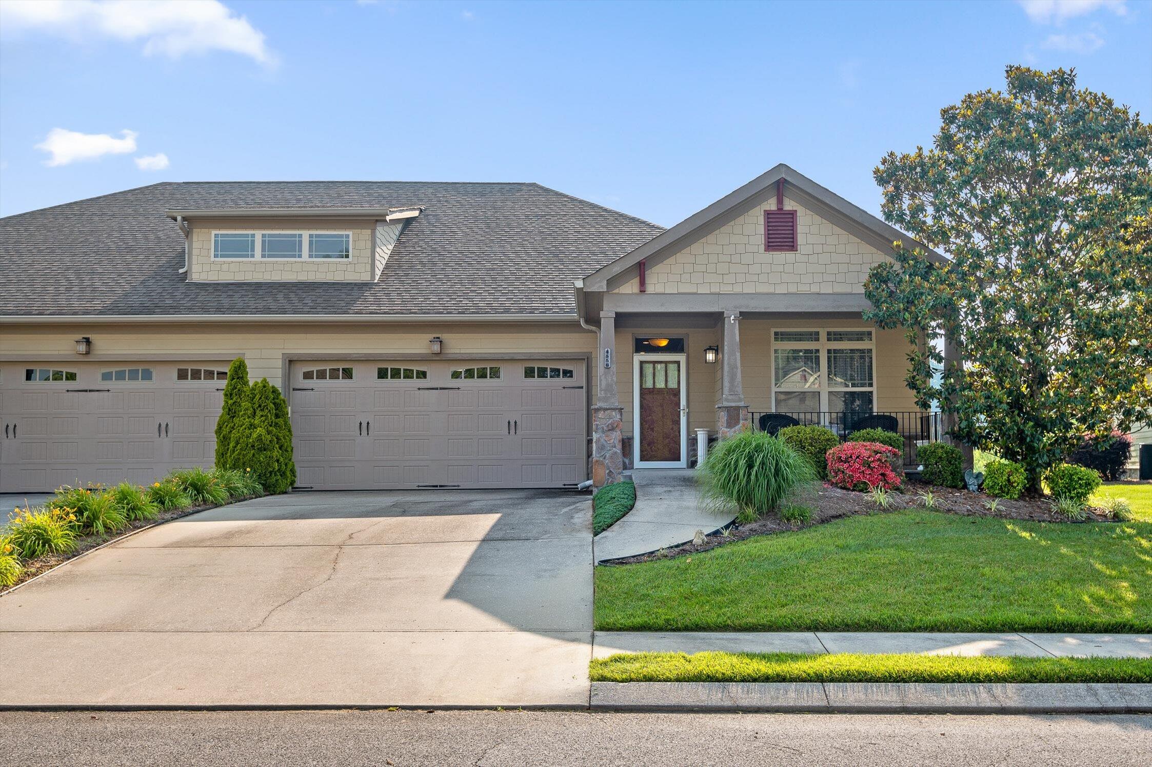 4558 Sweet Berry Lane, Ooltewah, Tennessee image 1