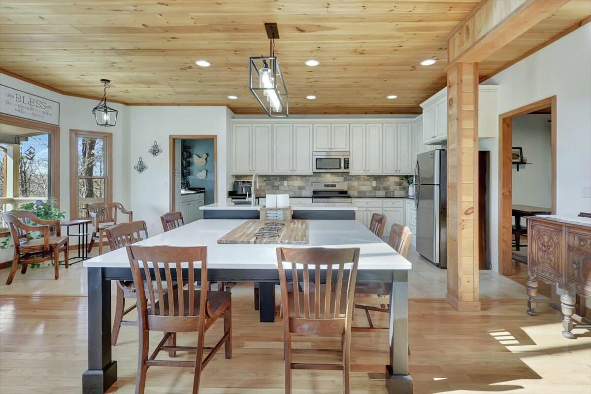 182 Rivers Edge Lane, Benton, Tennessee image 12