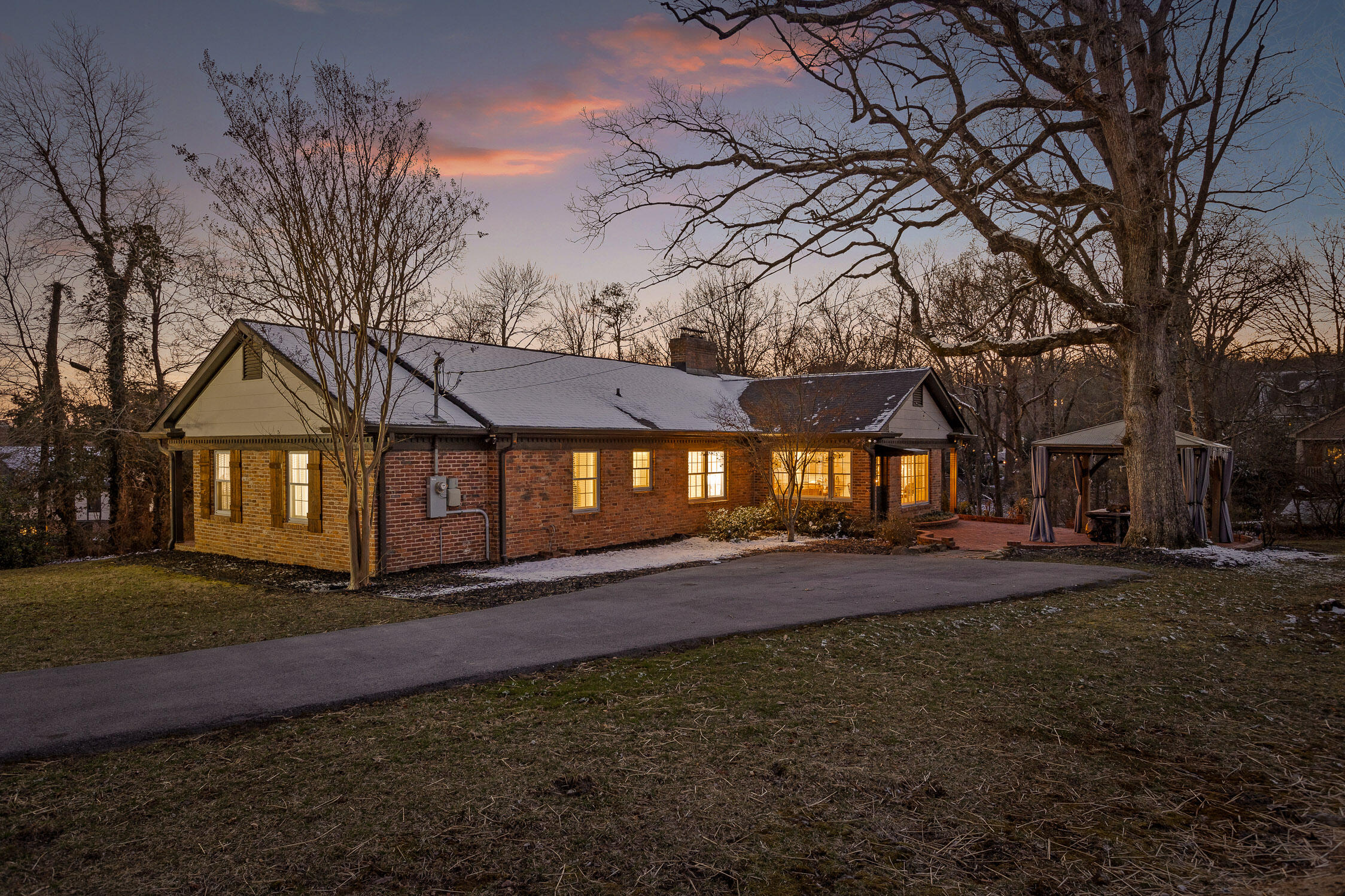 122 Fleetwood Drive, Lookout Mountain, Tennessee image 3