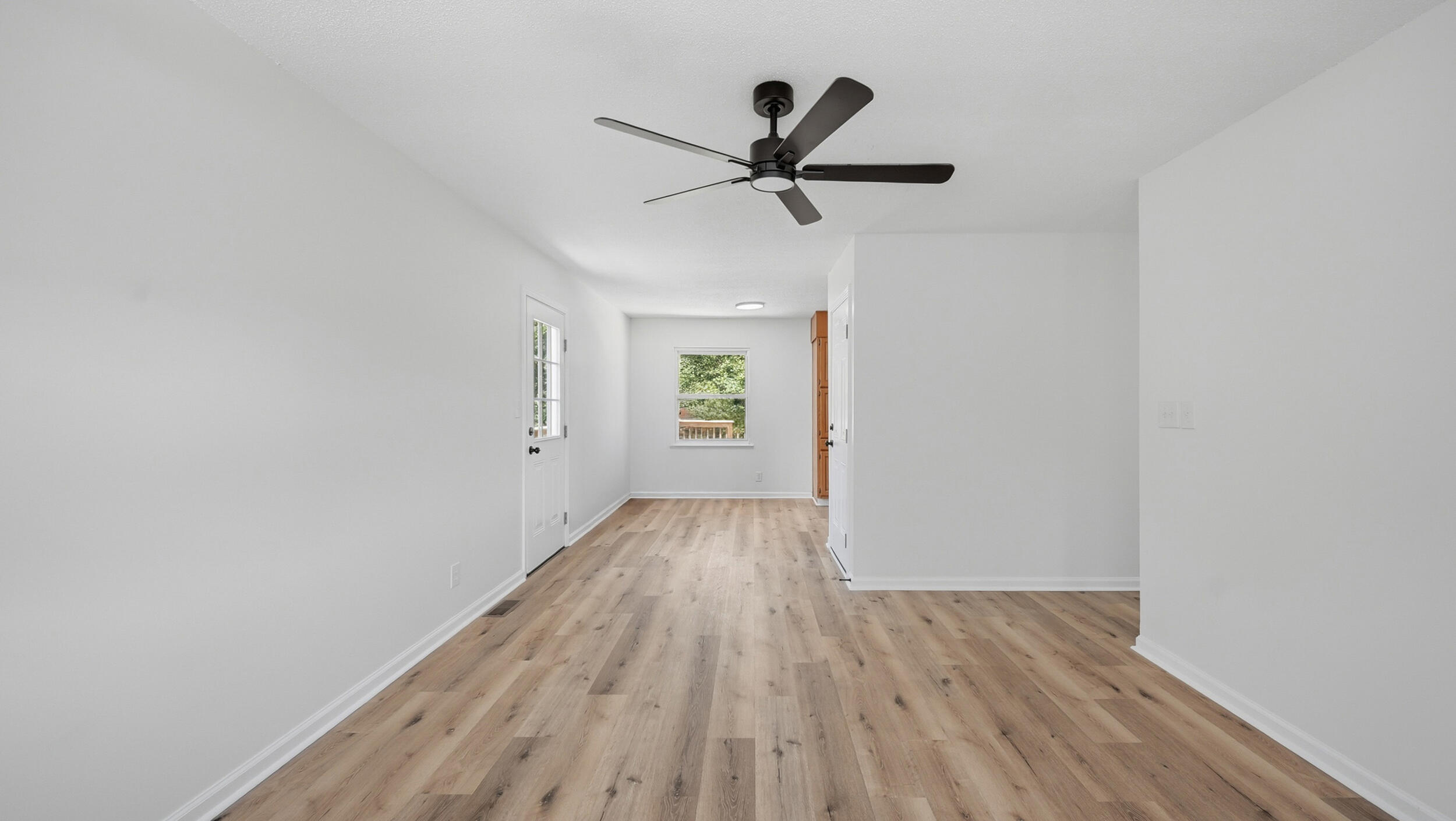 2387 Glengerrie Drive