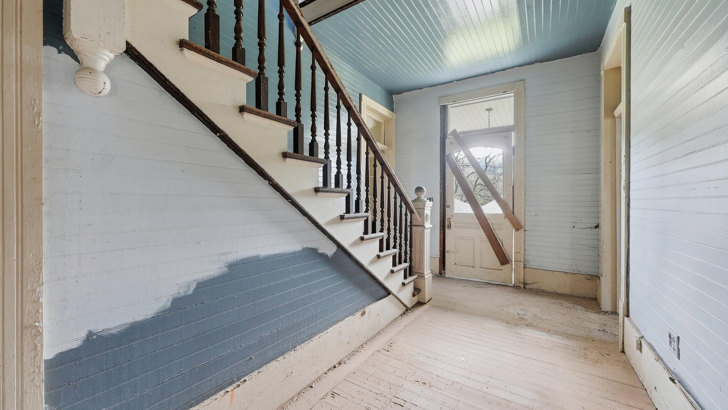 152 Ridgeview Street