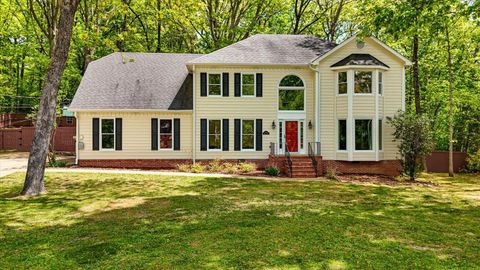 2324 Woodlair Way Signal Mountain TN 37377