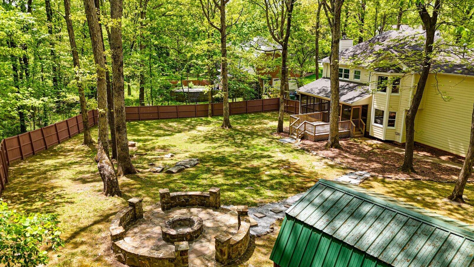 2324 Woodlair Way