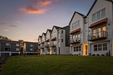 Photo of 779 Bespoke Way, Chattanooga, TN 37403 (MLS # 1525312)