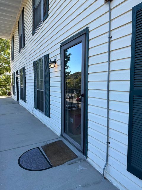 Photo of 900 Mountain Creek Road, Chattanooga, TN 37405 (MLS # 1525576)